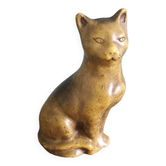 Cat handcrafted sculpture