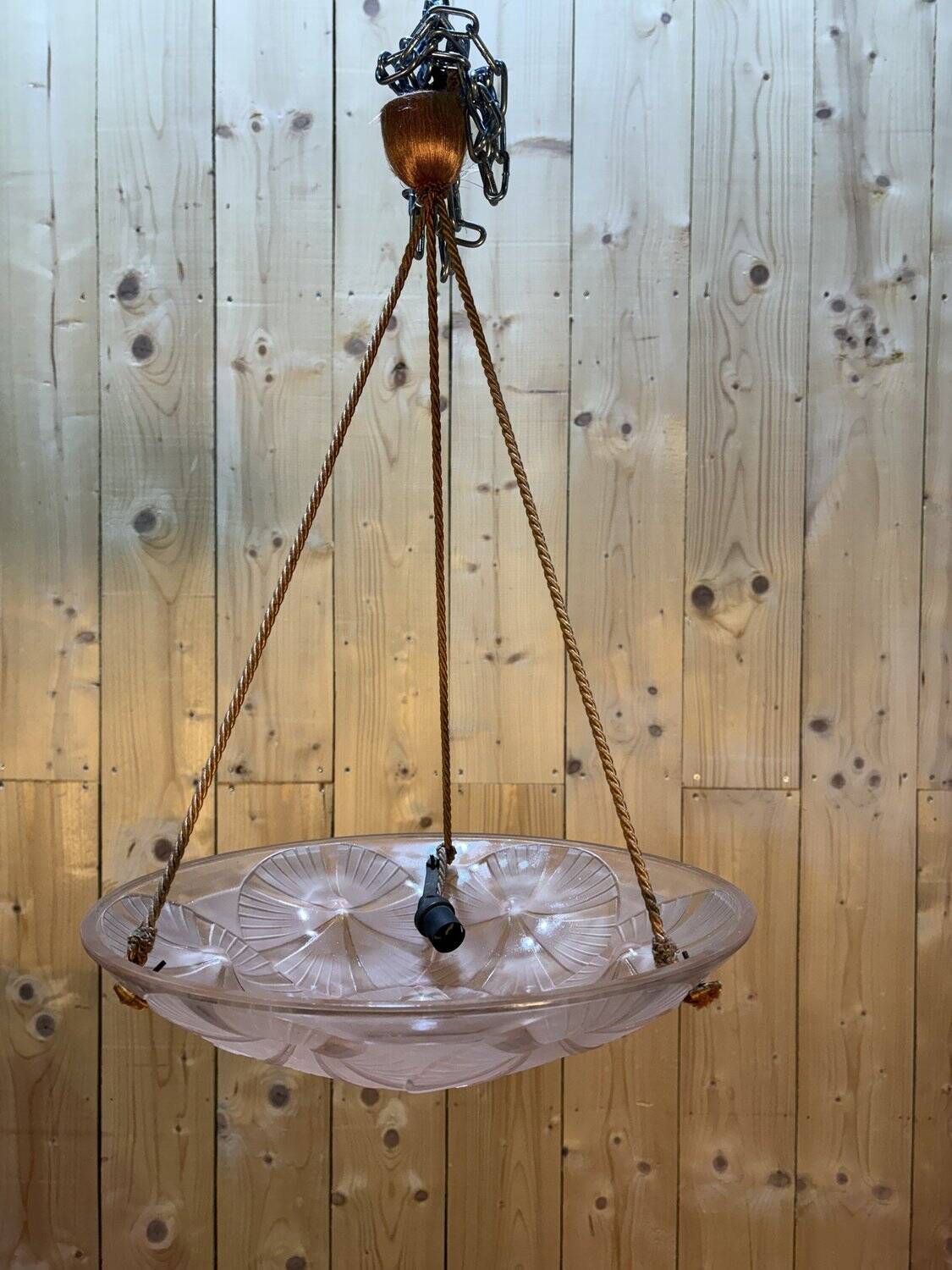 Degué ceiling light, Art Deco pressed moulded glass