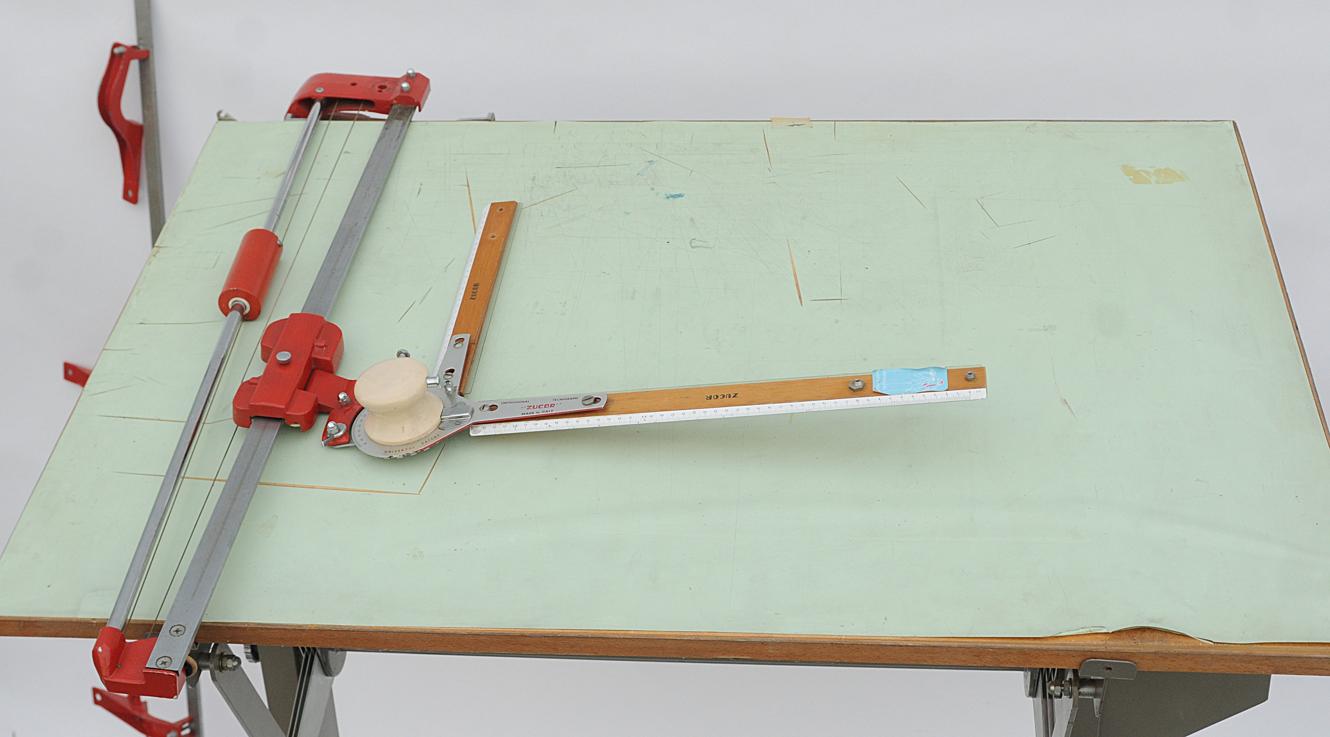 Table d'architecte de la marque Bieffe