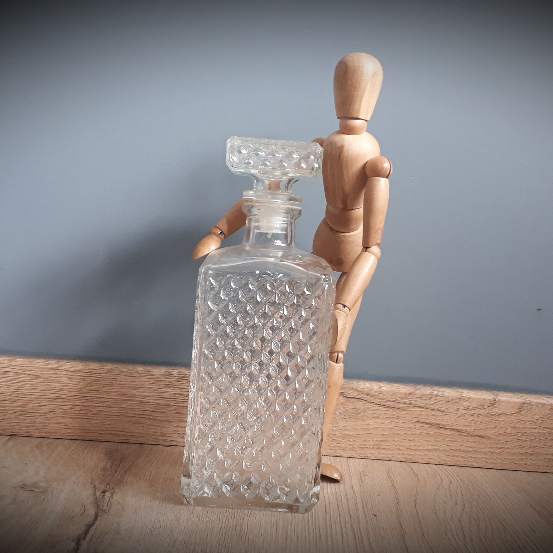 Square whisky carafe