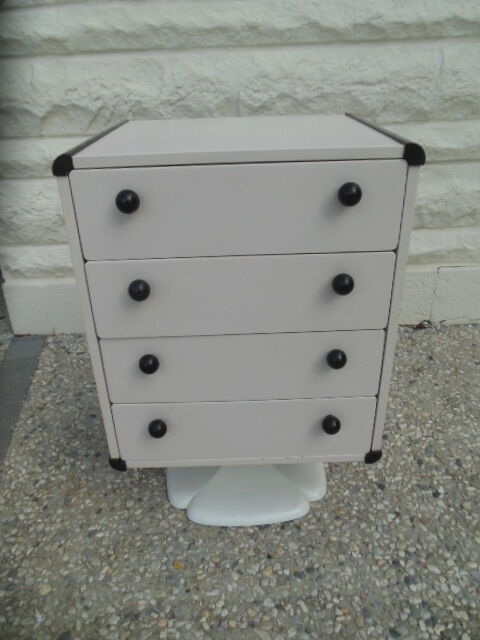 Gautier vintage dresser