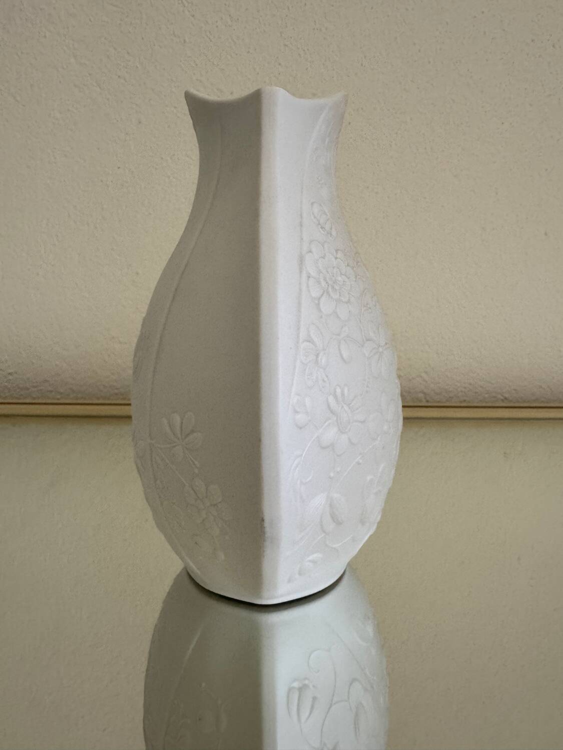 Kaiser Germany biscuit vase from the 60s