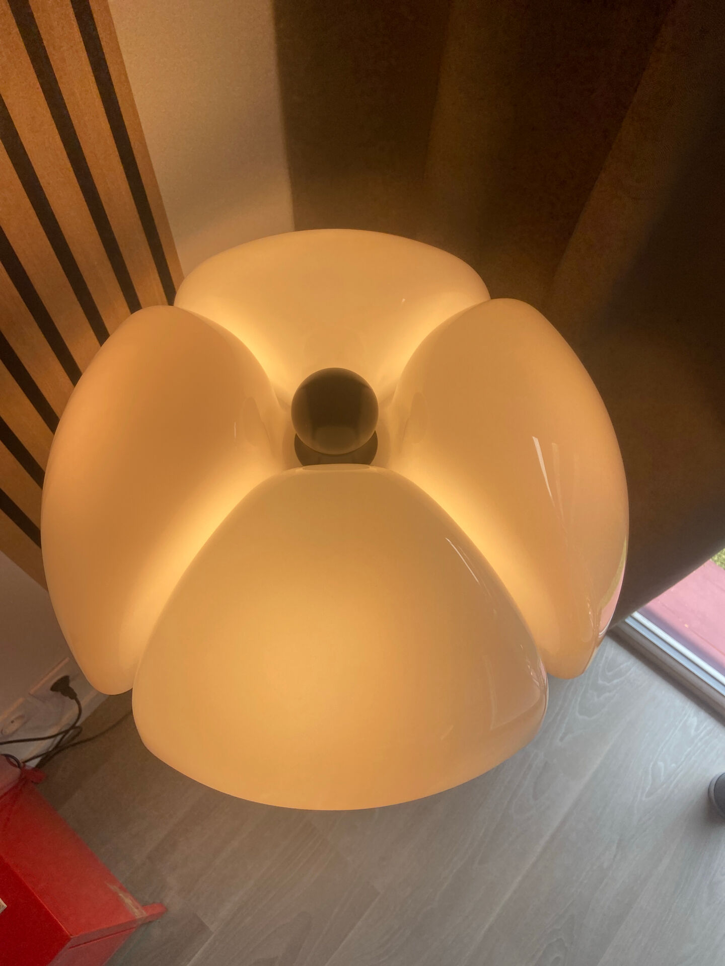 Bat lamp