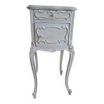 Table de chevet