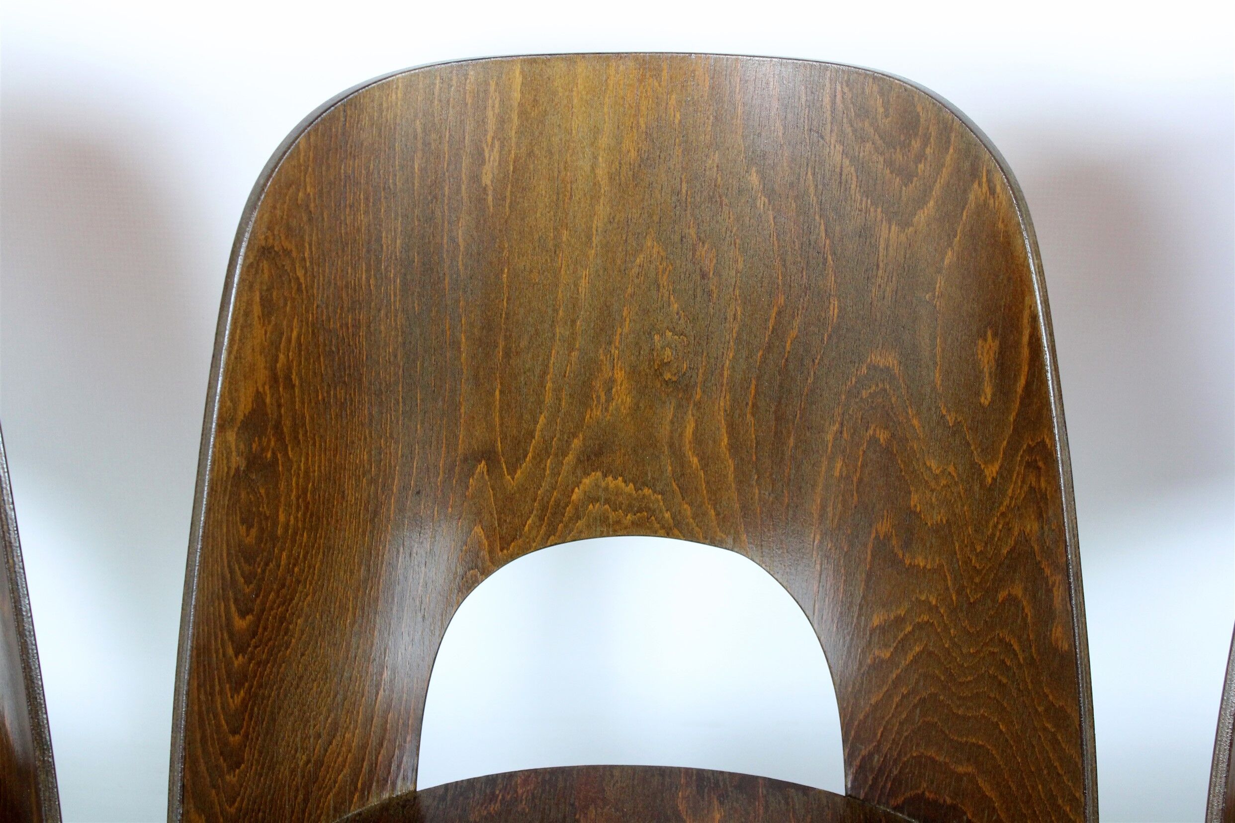 Set of 4 wooden chairs by Oswald Haerdtl for ton, 1950s, no. 515