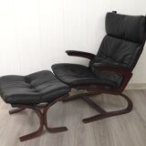 Vintage Model Kengu Lounge Chair and Footstool Set by Elsa & Nordahl Solheim for Rybo Rykken & Co
