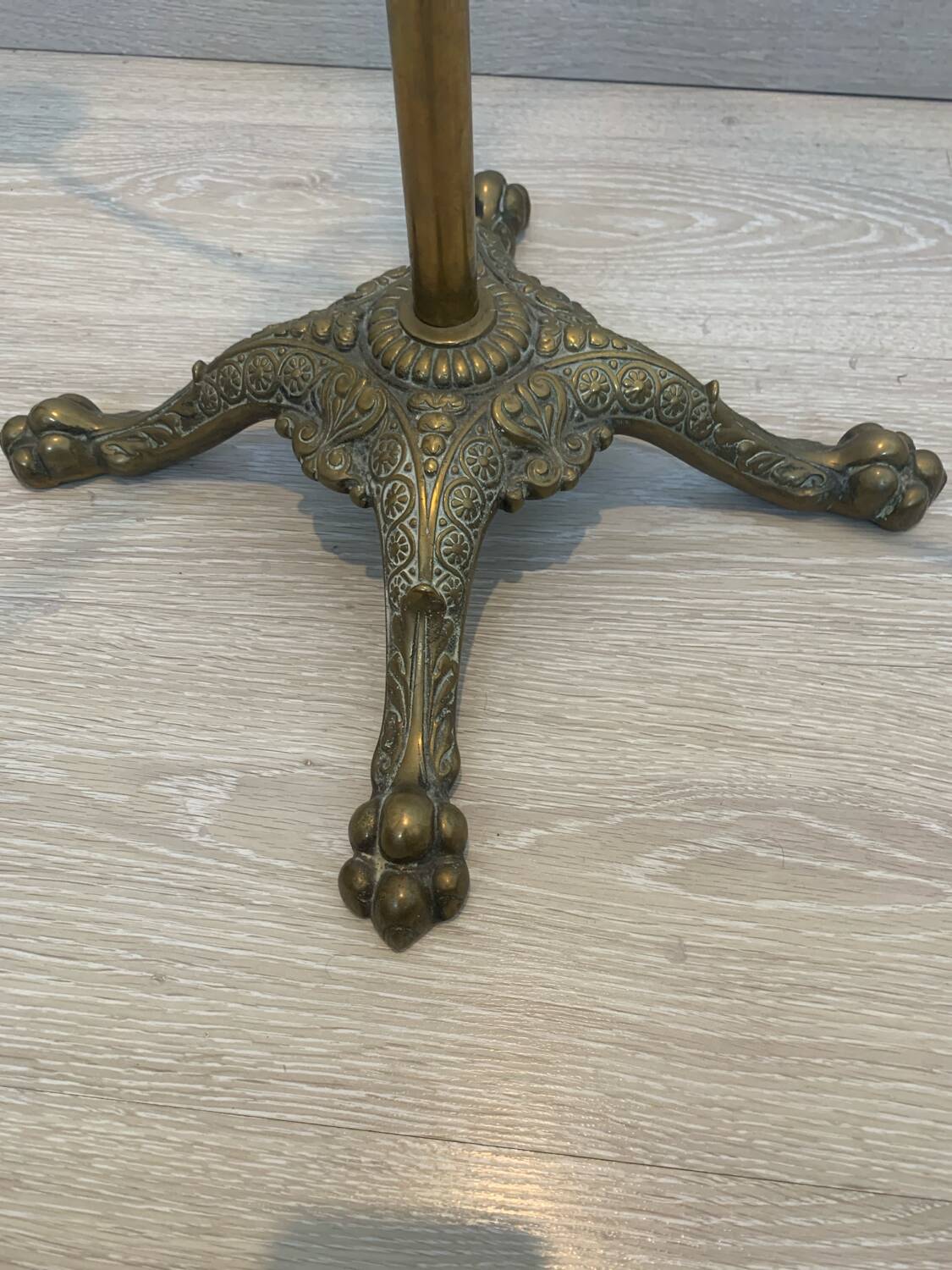 English hat rack