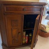 Petit buffet en bois