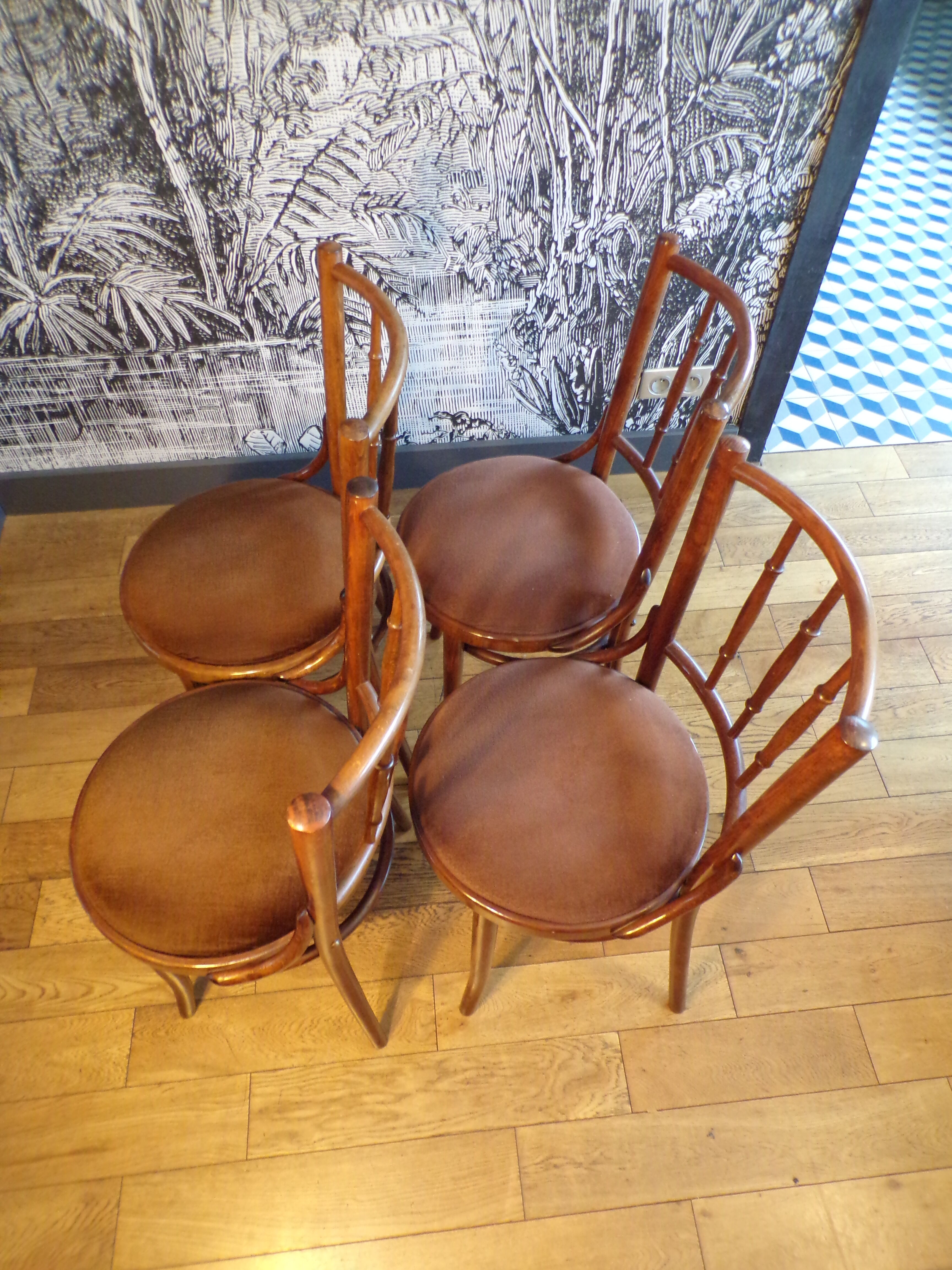 Set 4 Bistro Chair Sitting Velvet