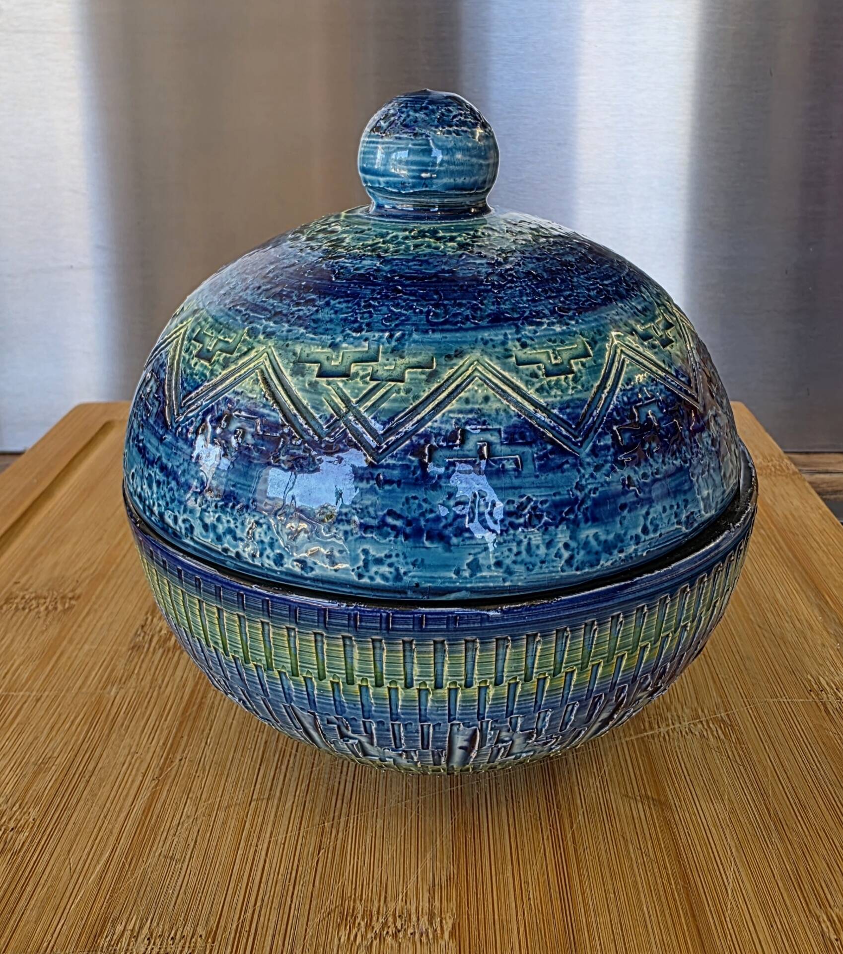 Vintage ceramic bonbonnière in Bitossi Rimini Blue style.
