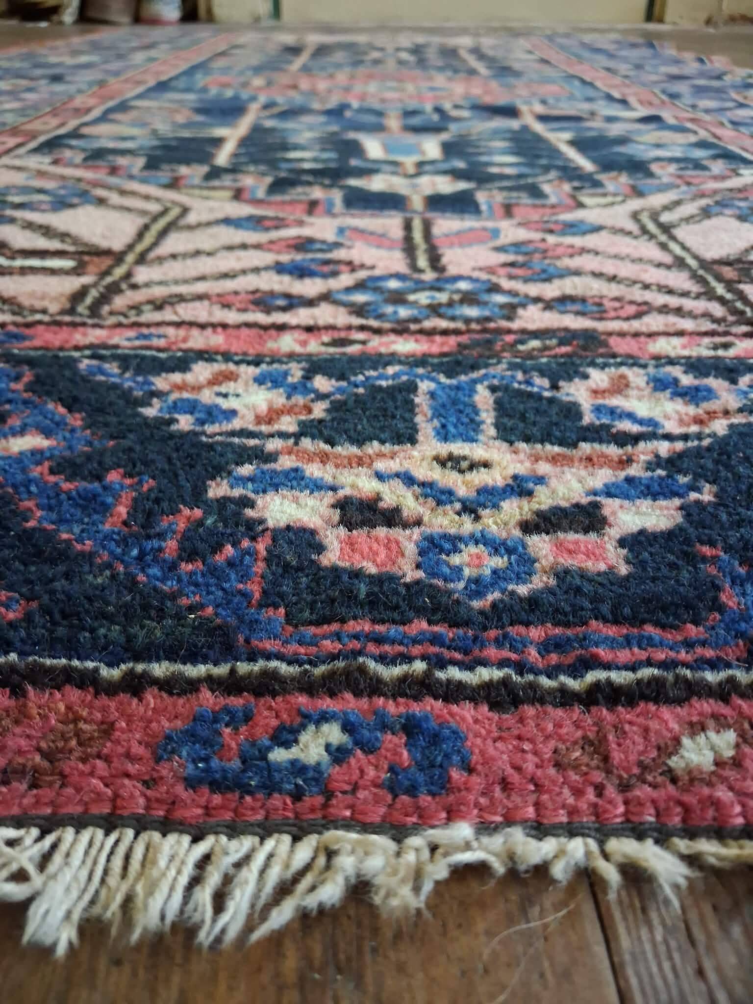 Handmade Persian Hamadan rug 195x107cm