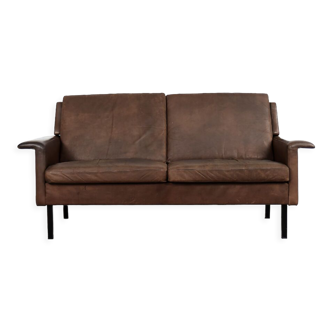 Vintage mid-century modern 2-seater brown leather sofa 3330 by arne vodder for fritz hansen