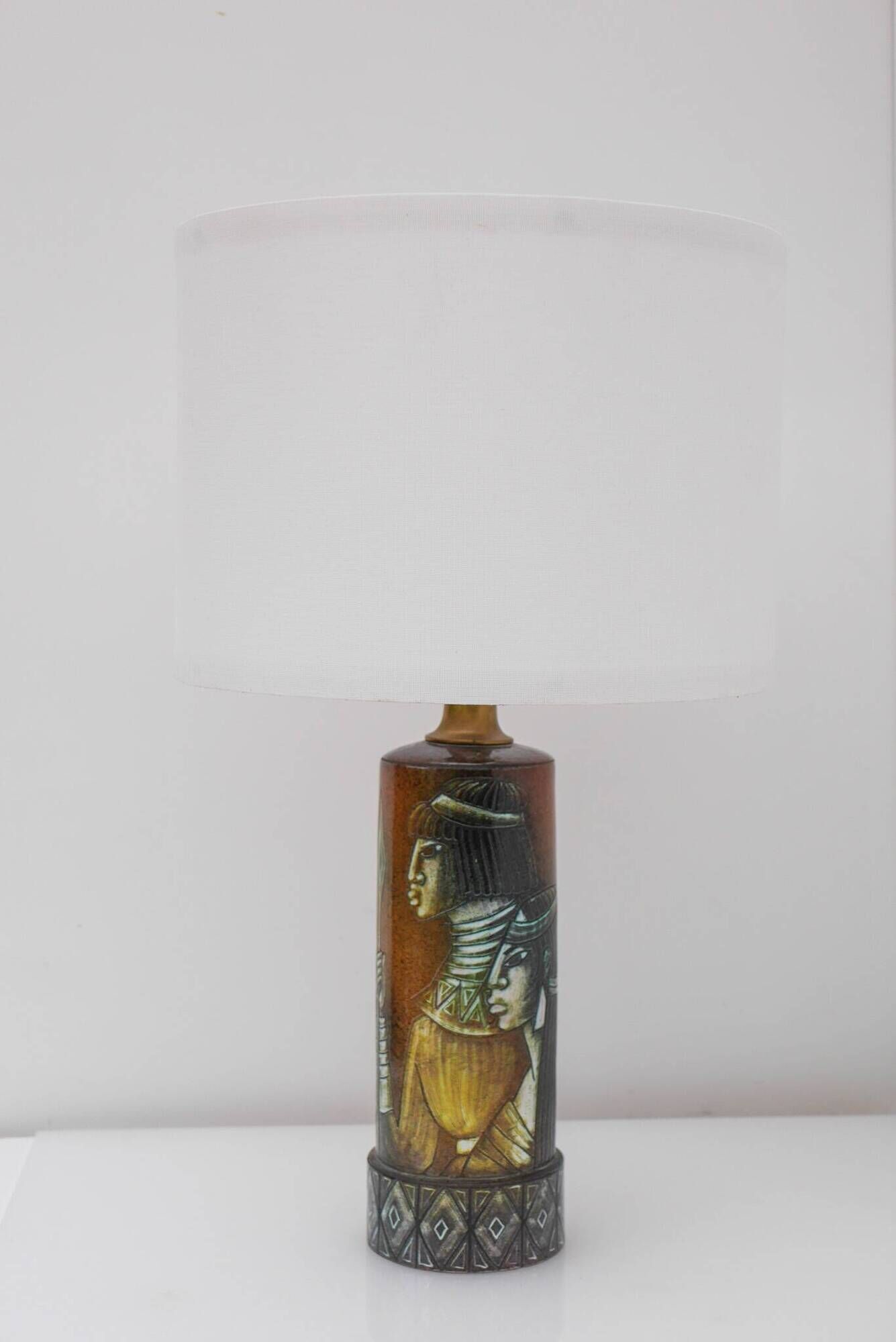 Sculptural table lamp in ceramic, designed by Bonnie Rehnqvist, Sweden, 1972