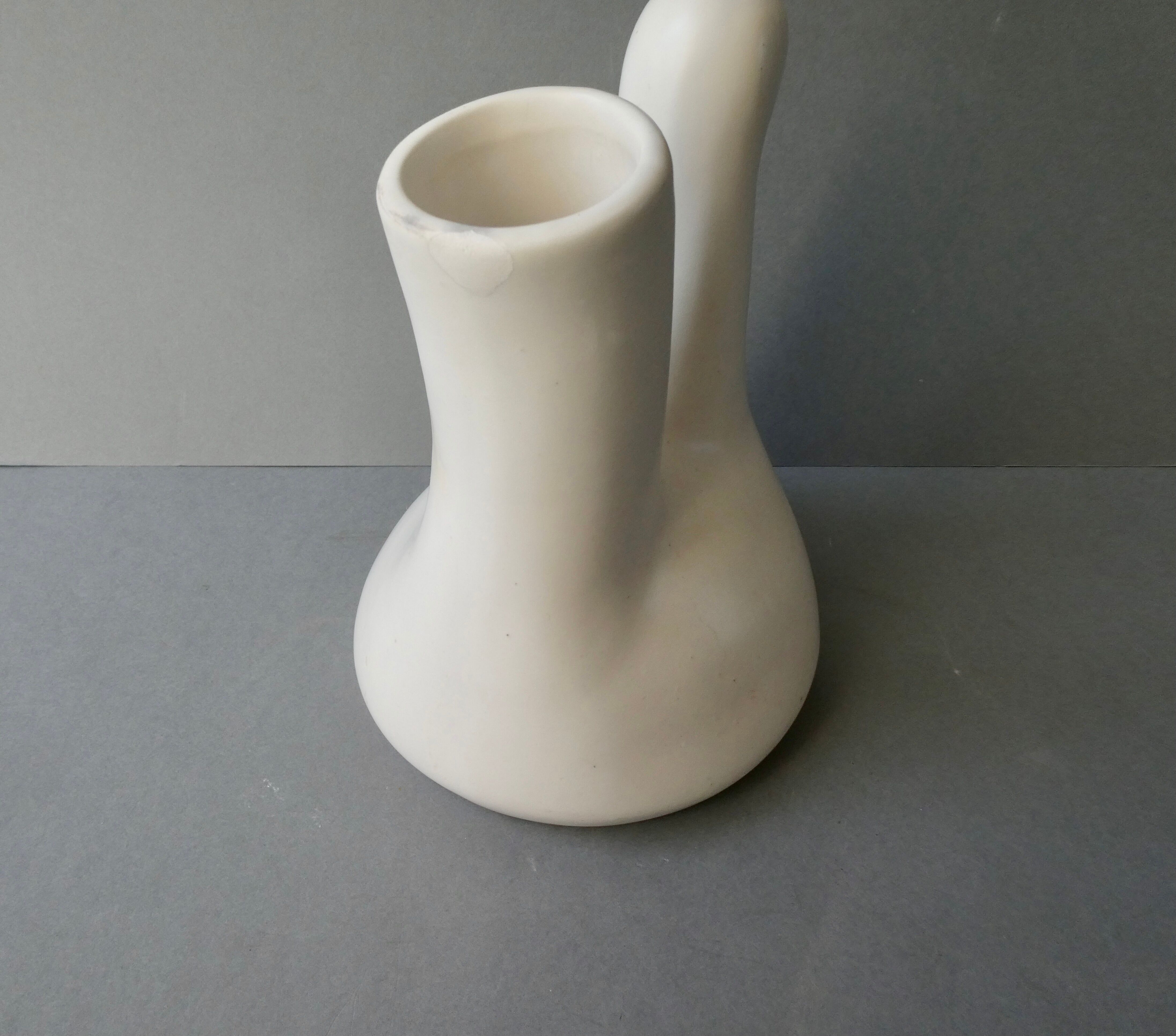 Ceramic pitcher for Josephine Baker, 50s