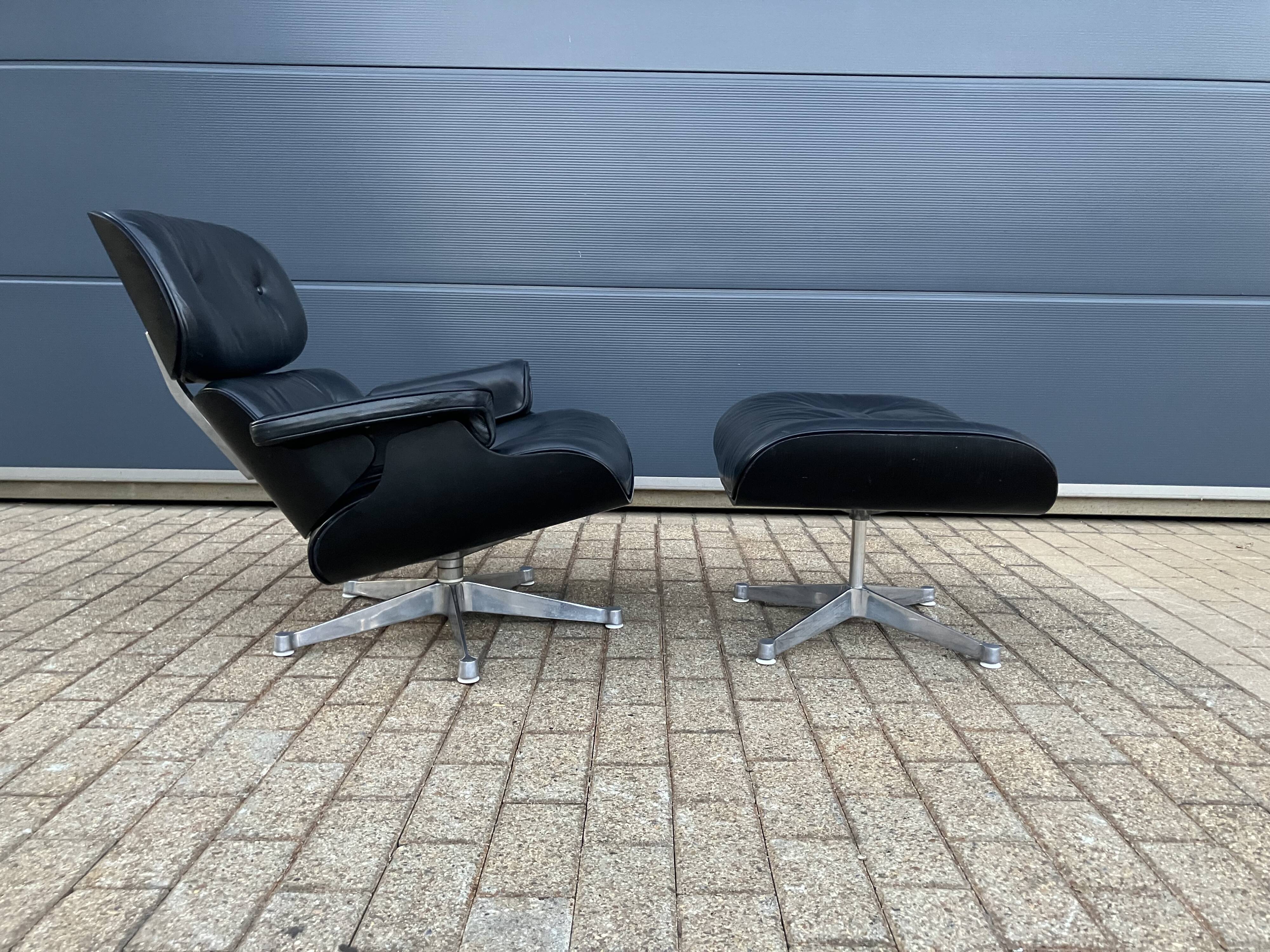 Vitra Eames lounge chair met Ottoman. Jaren 70. In Topstaat!