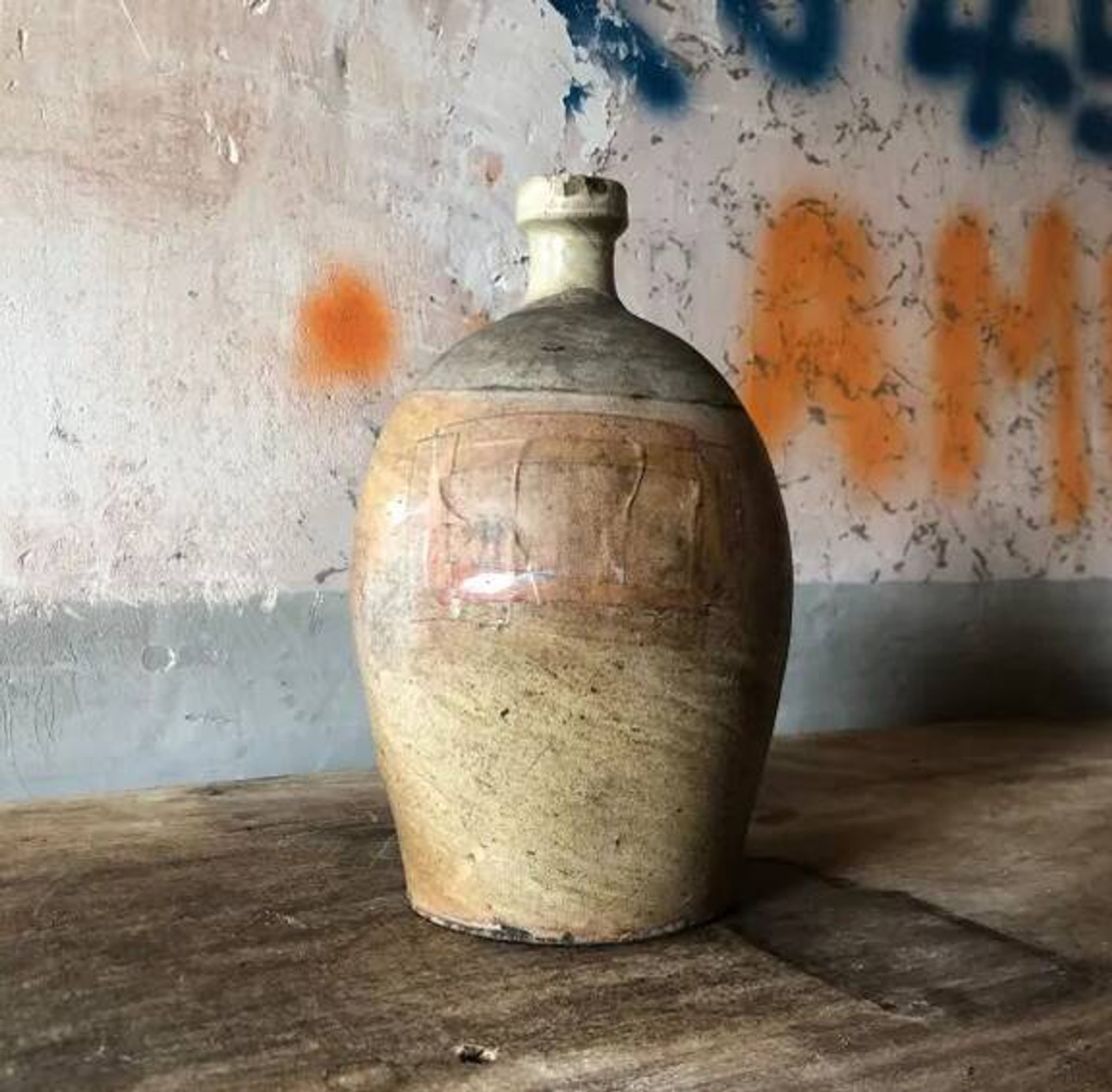 old pot with handle, old pot, jar with handle, interior decoration, jar