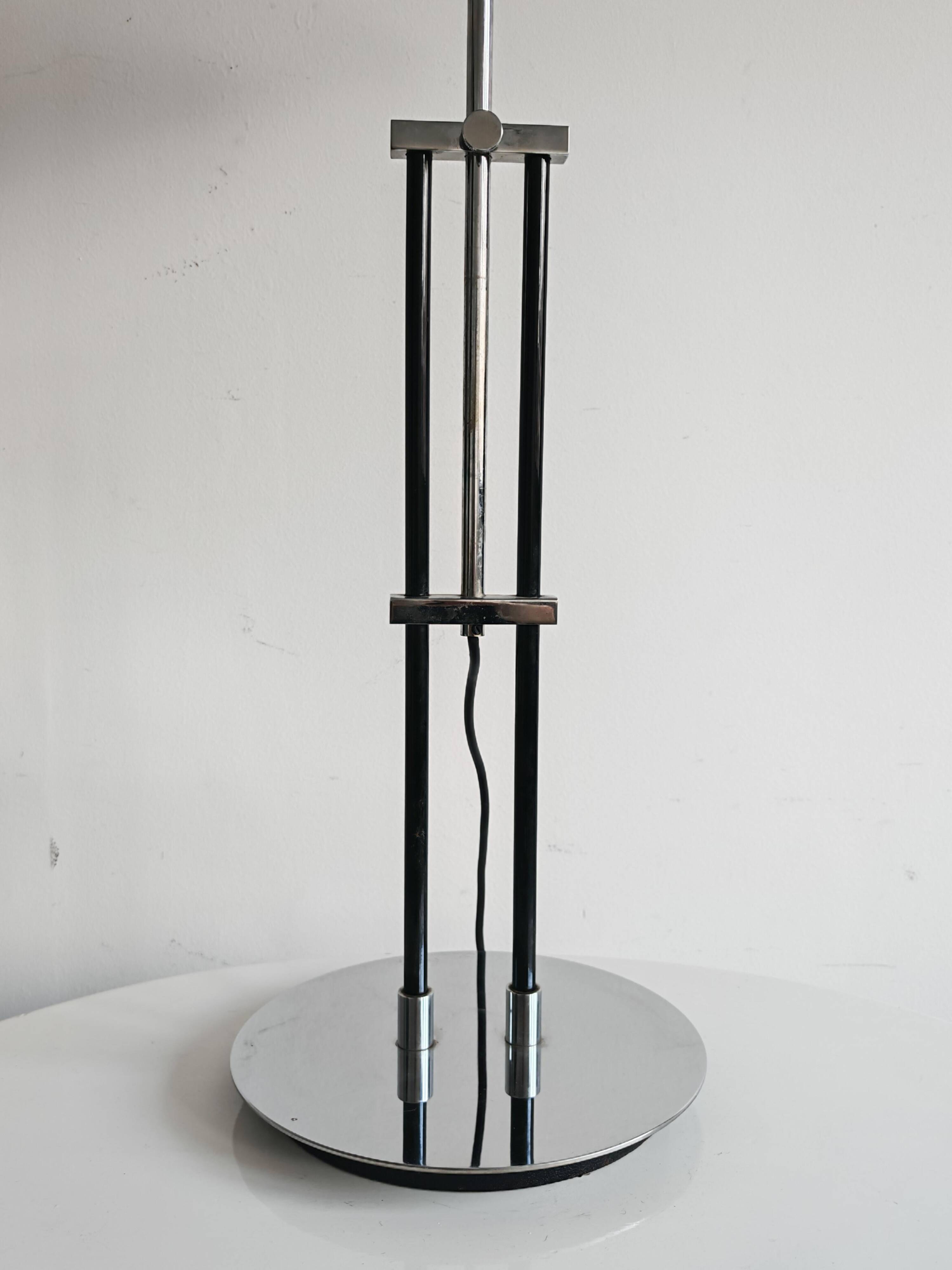 Space Age table lamp in nickel-plated steel, height adjustable, 1970s.