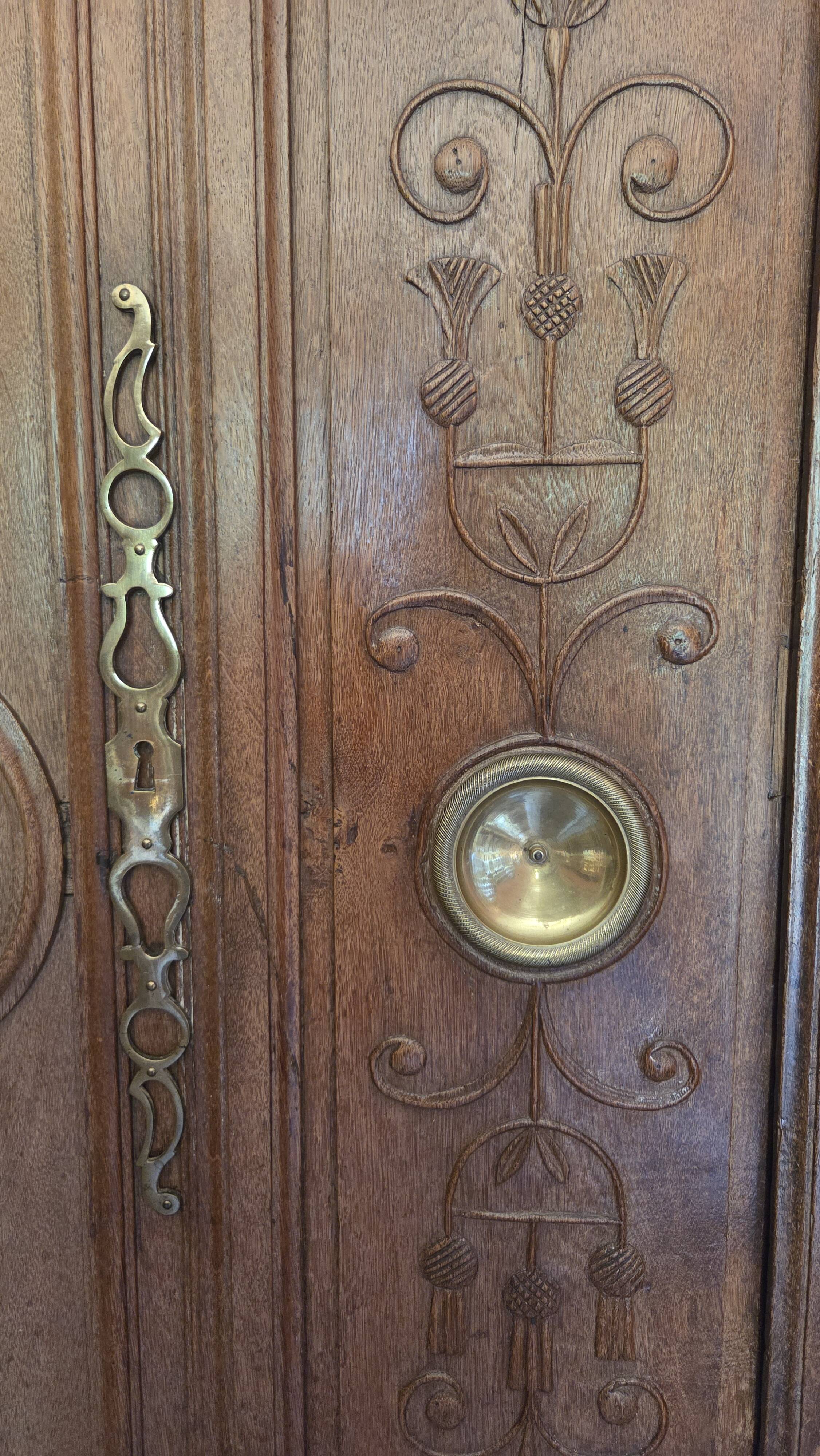 Lorraine wardrobe in solid oak from 1850