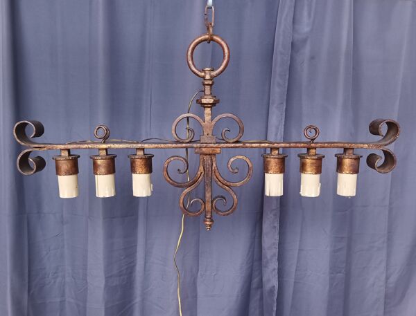 Lustre en fer forgé vers 1900