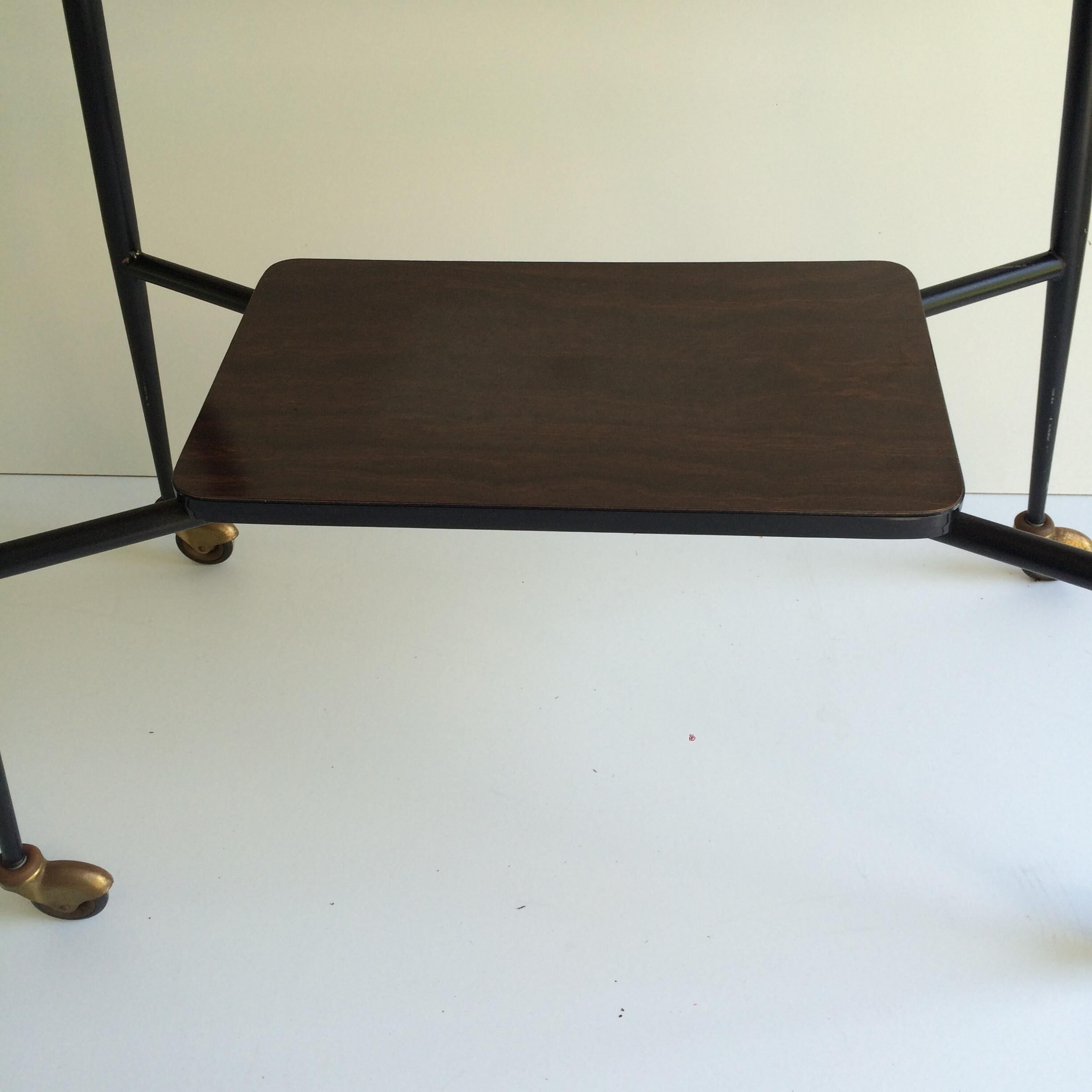 Desserte table roulante