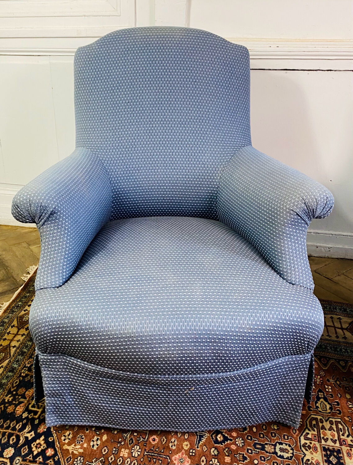 Paire de fauteuils crapauds Napoleon III tapisserie bleue - France 19eme siècle