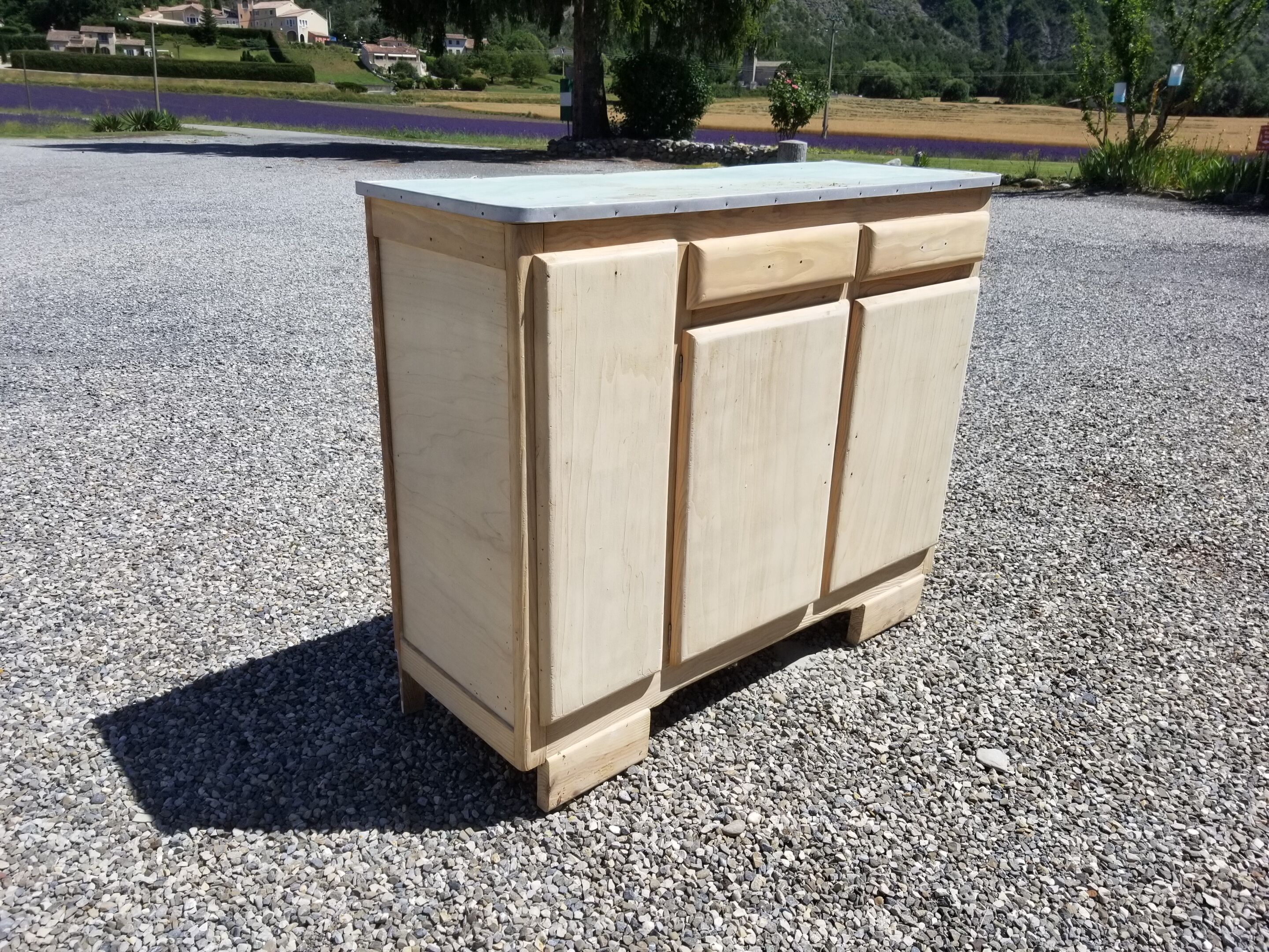 Buffet Mado poncé à personnaliser