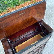 19th-century secretary chiffonnier in walnut burl & gilded leather with brass fittings.
