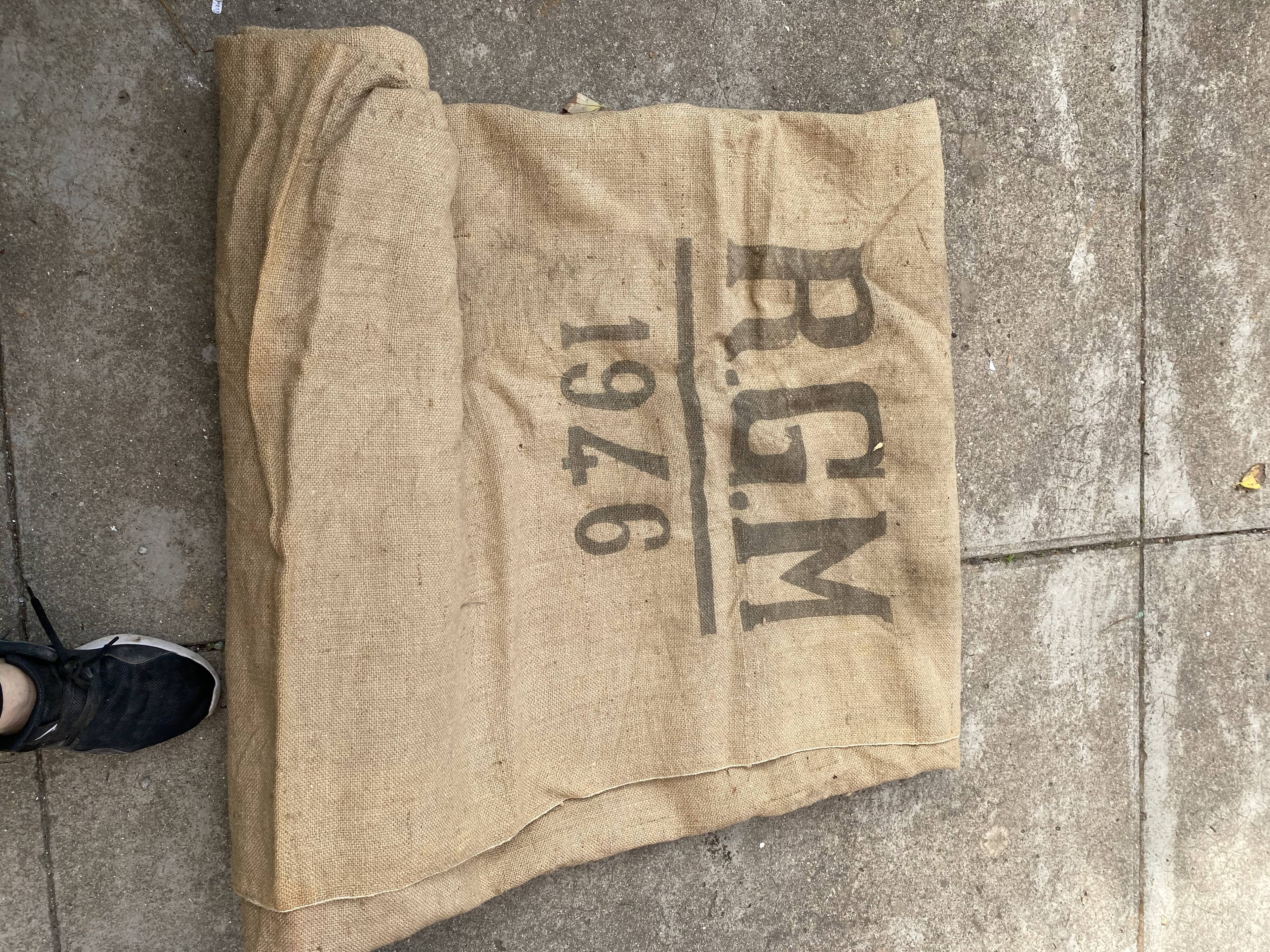 Large burlap 1946