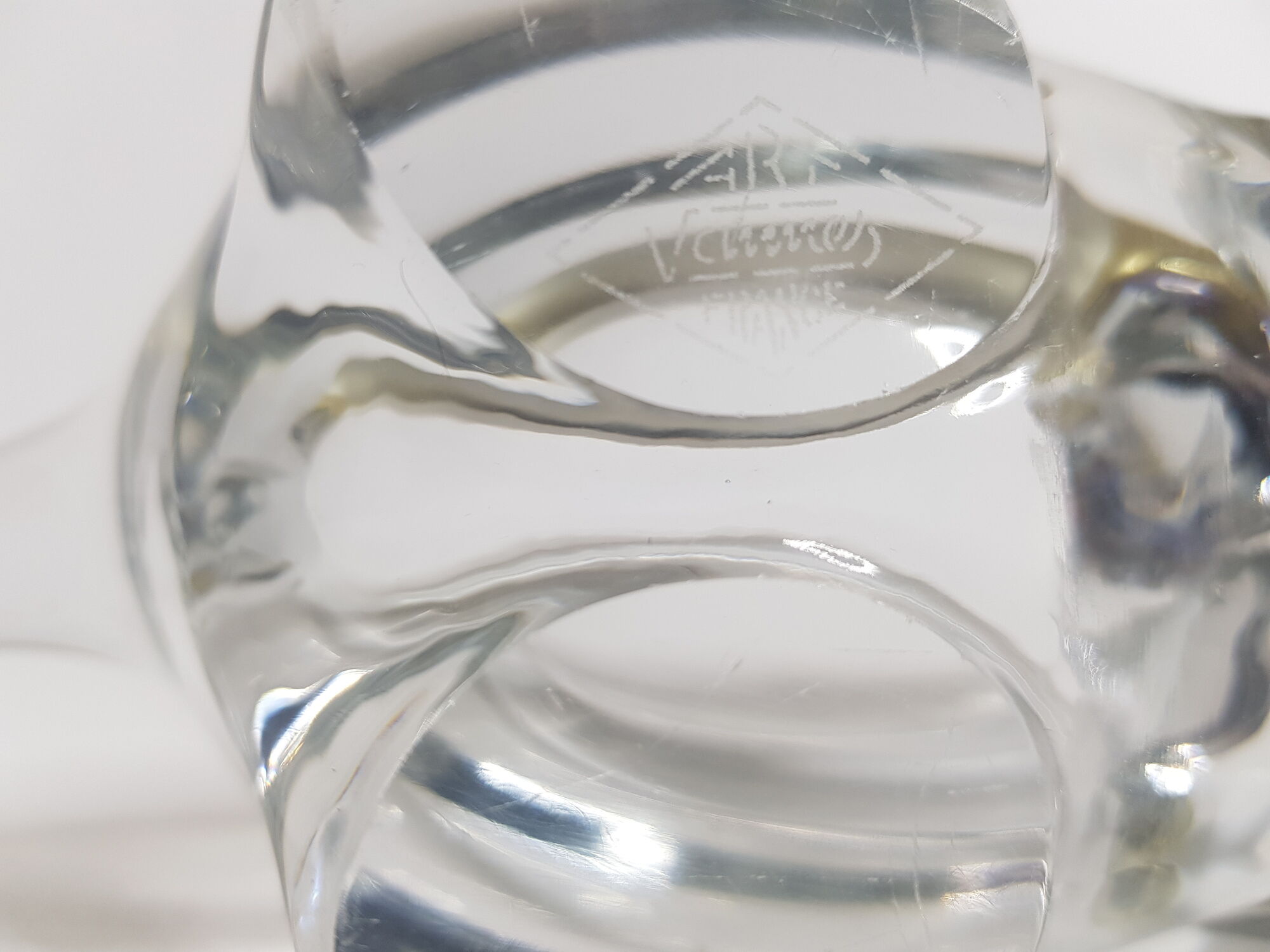 Empty crystal "chaton" pocket from Vannes Art France