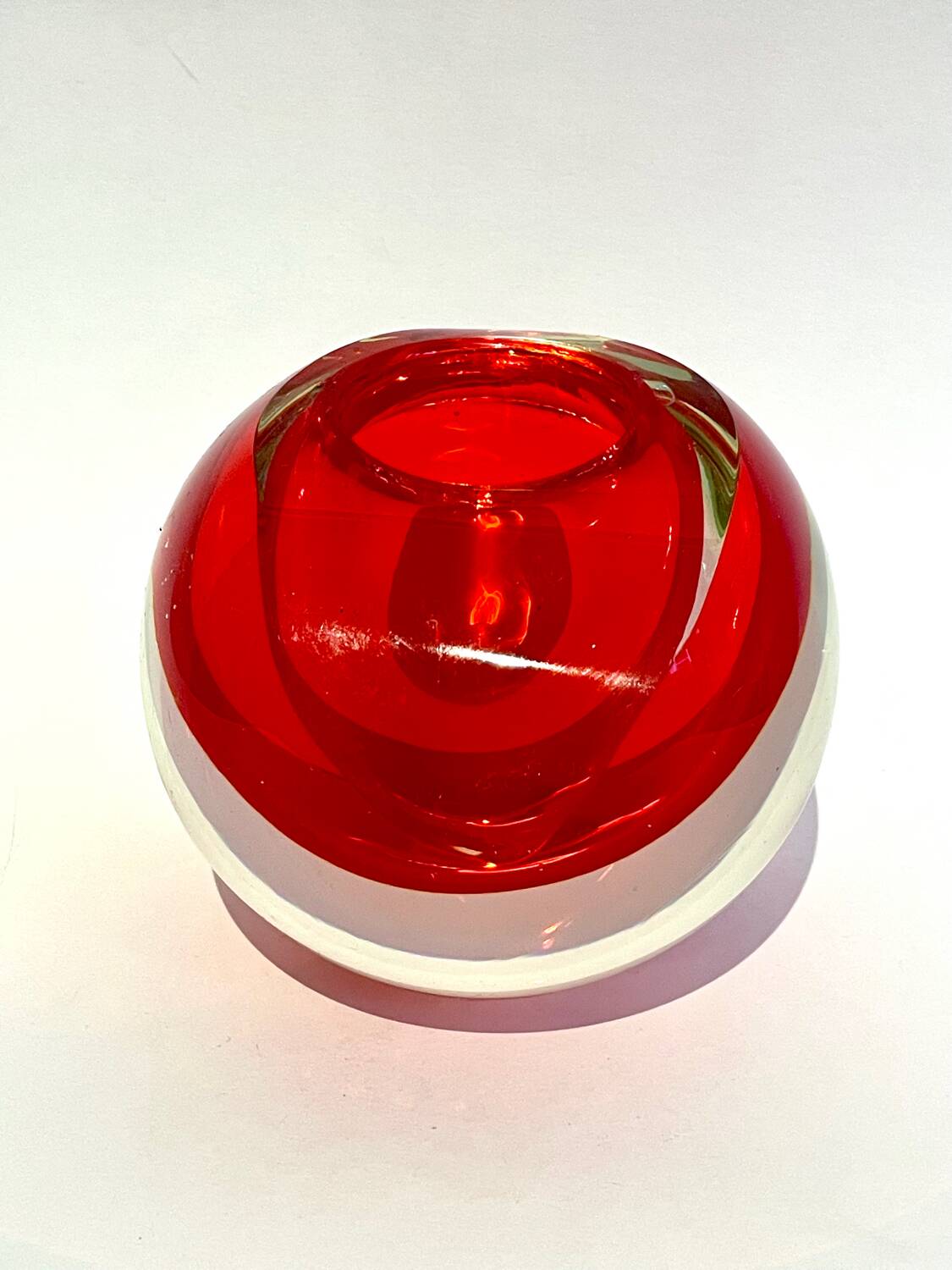 Sommerso round vase, Murano