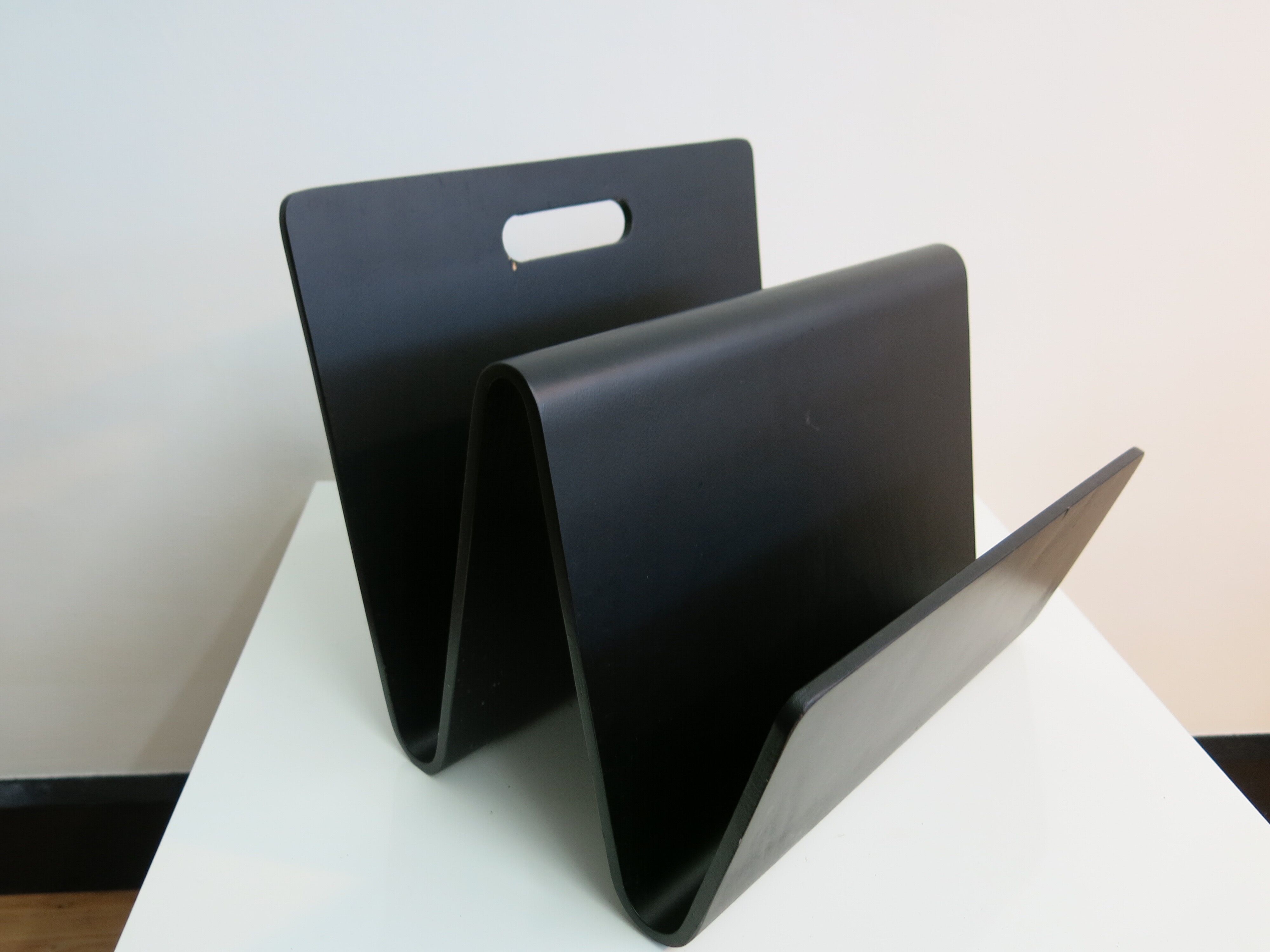 Porte-revues 'W' en bois