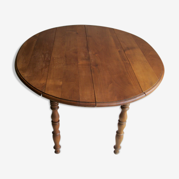 Oval table