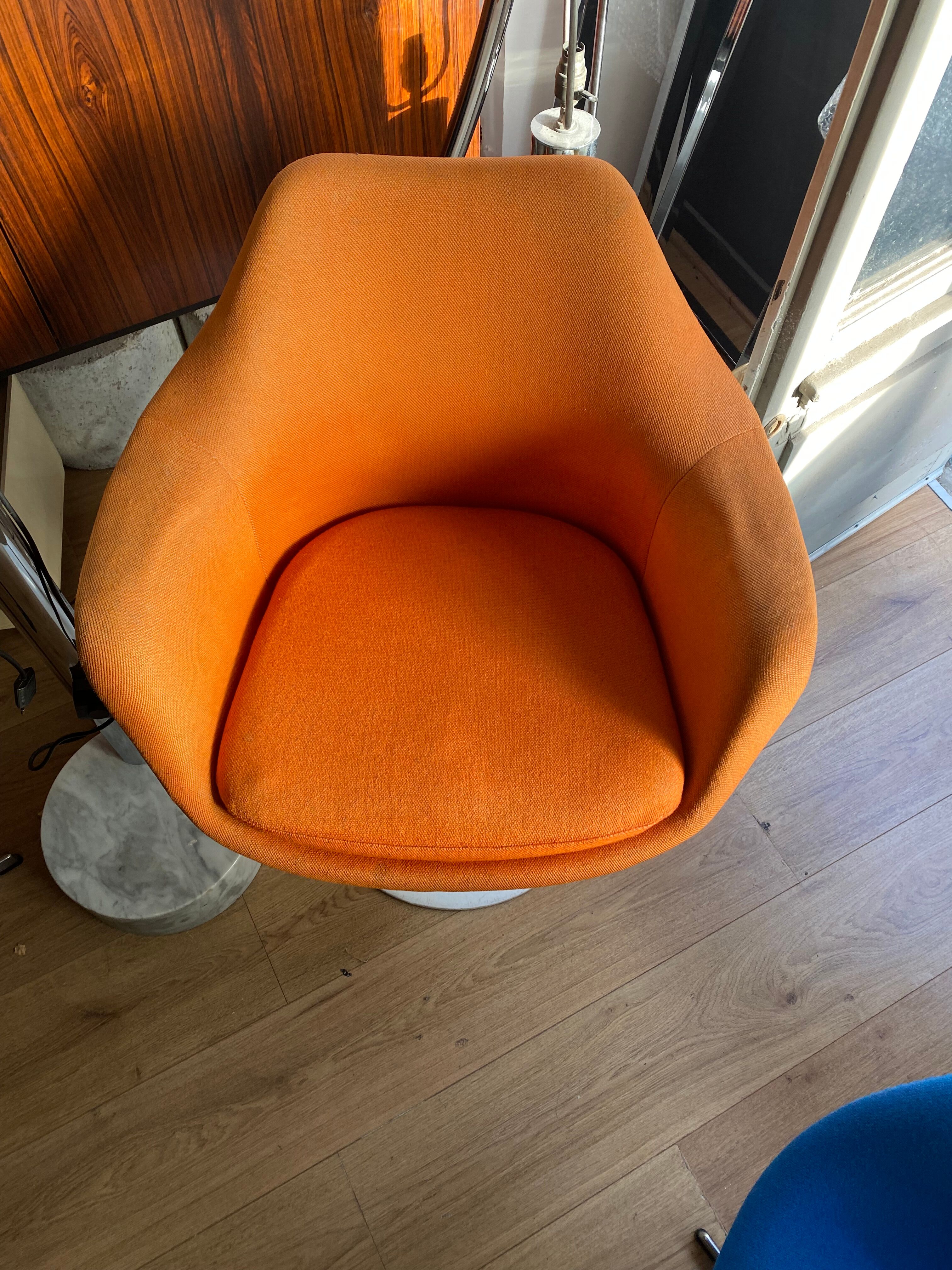 Armchair Eero Saarinen swivel edition Knoll vinage circa 1970
