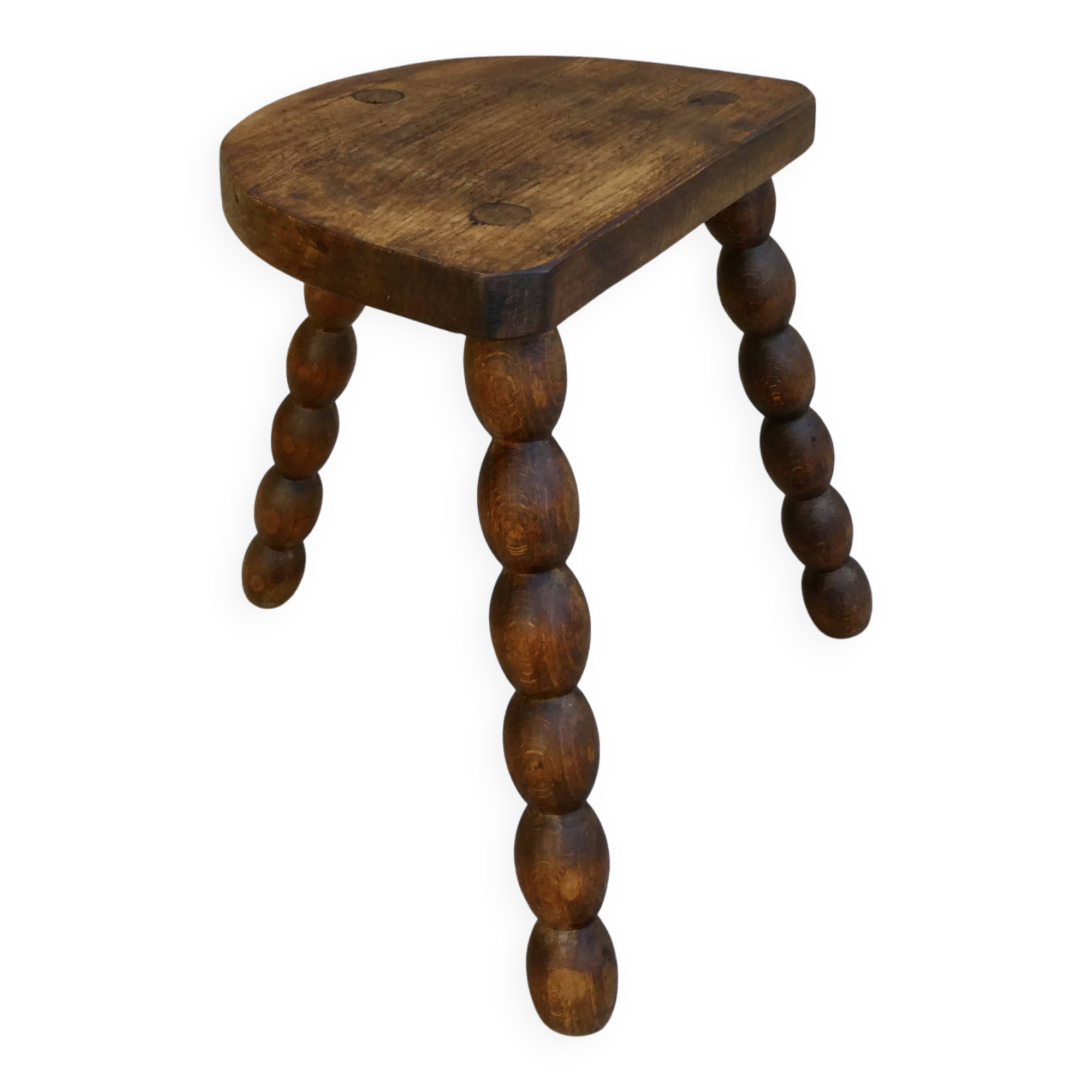 Tabouret tripode en bois massif, dit de vacher