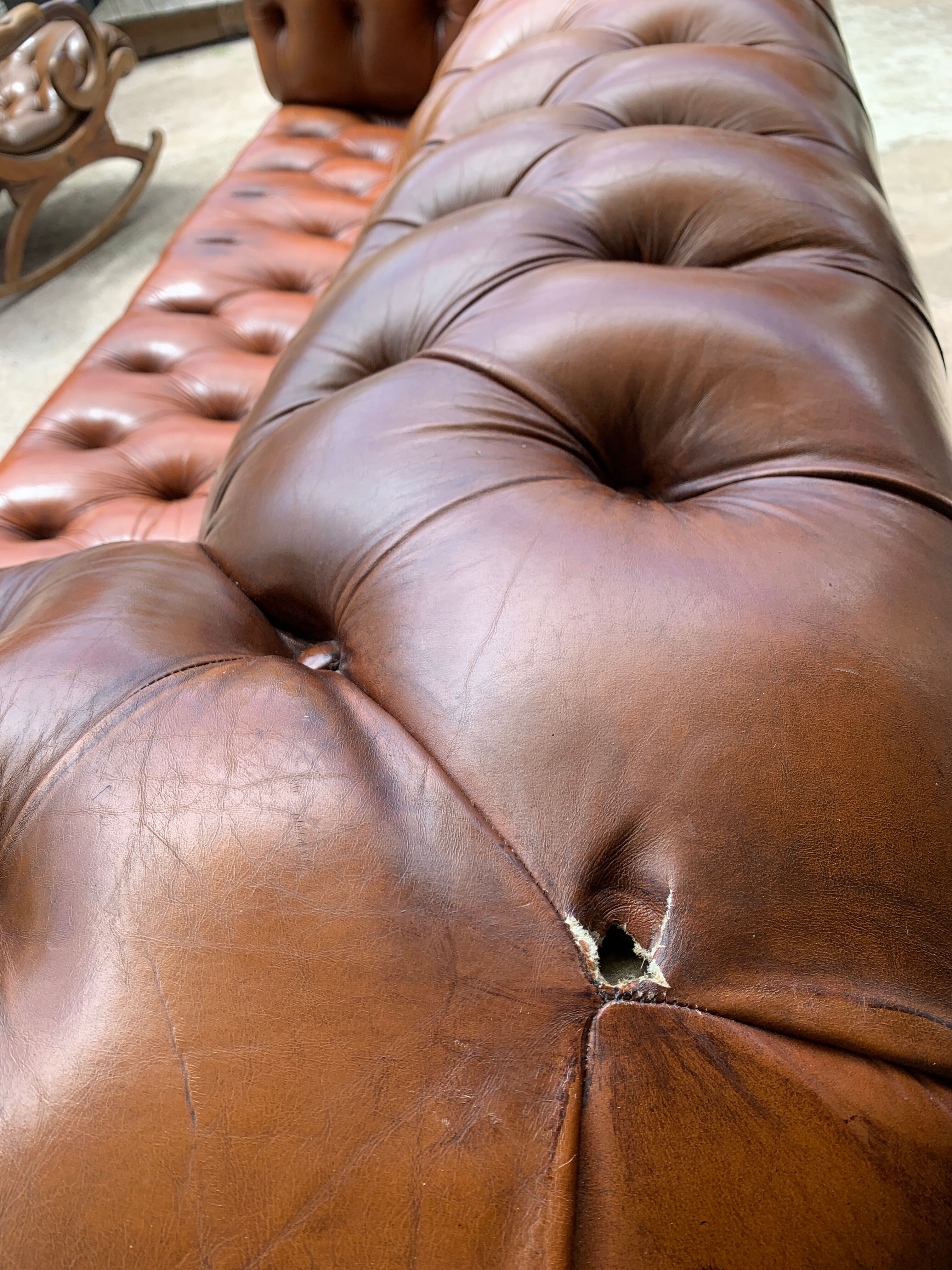 Chesterfield Sofa 3-4 seats