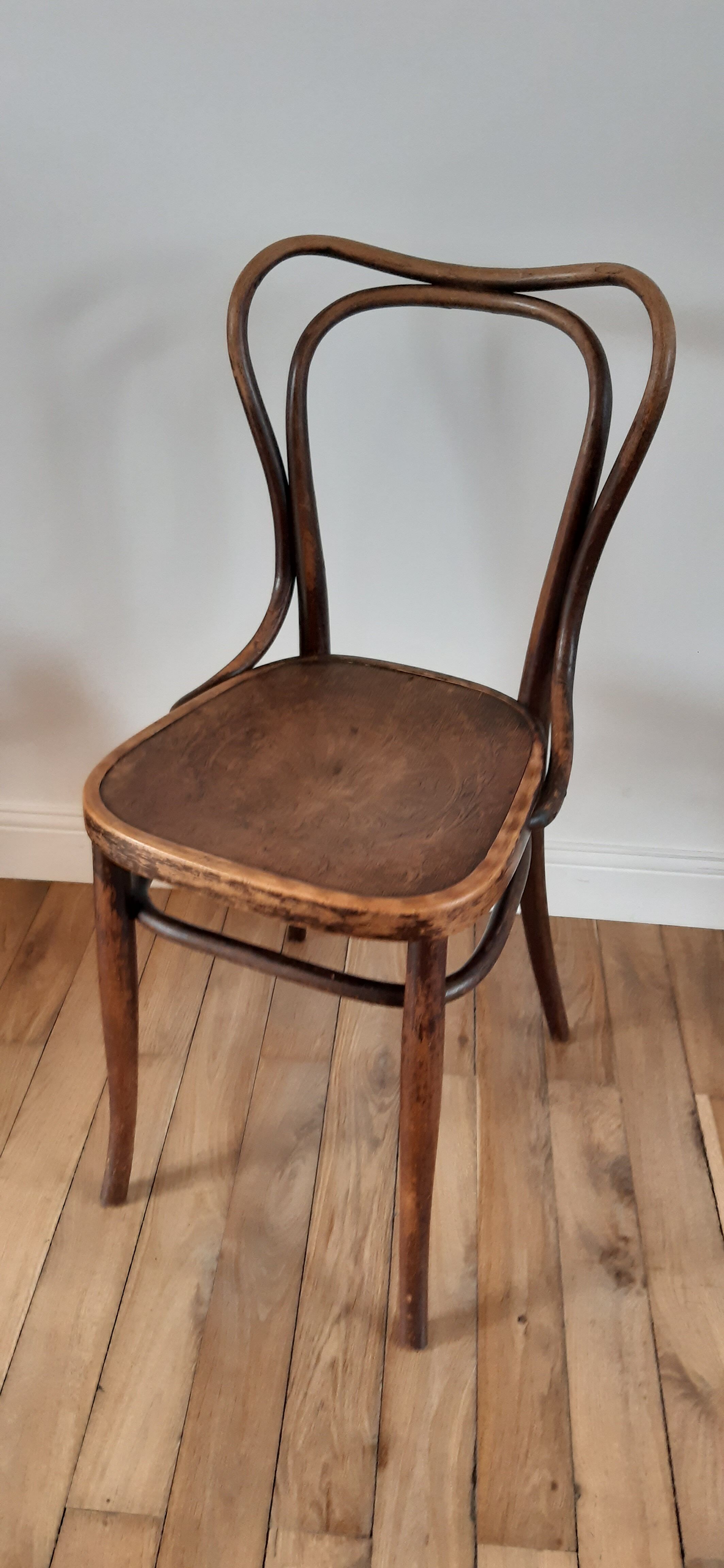 Chaise Jacob & Josef Kohn en bois courbé et gravé 1800