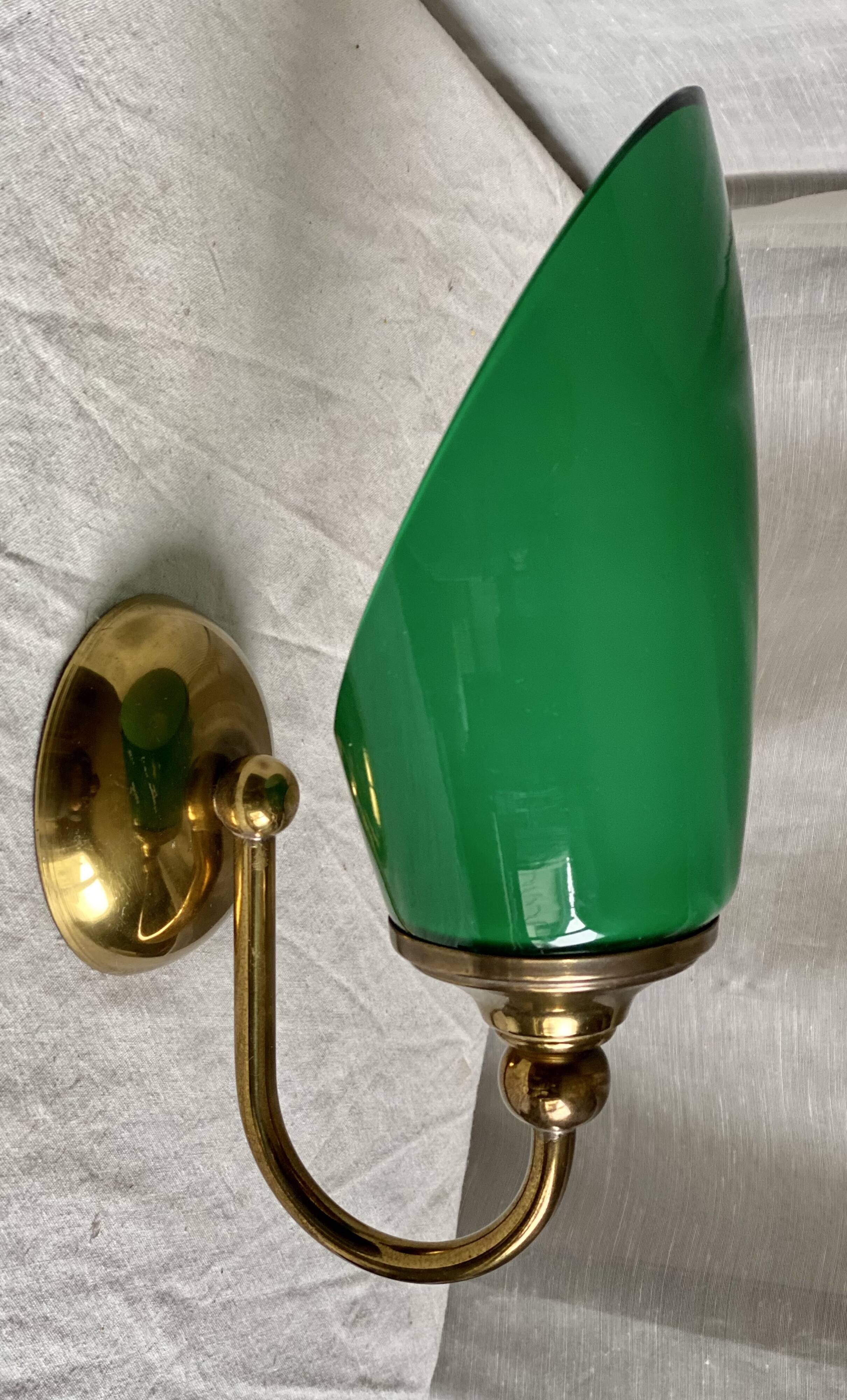 Vintage 1980 green opaline and brass wall light.