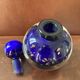 Flacon verre soufflé - bleu nuit - vintage