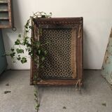 Indian baby bed has suspend