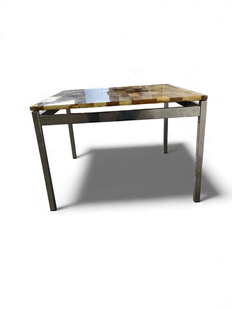 Table basse carrée vintage en onyx