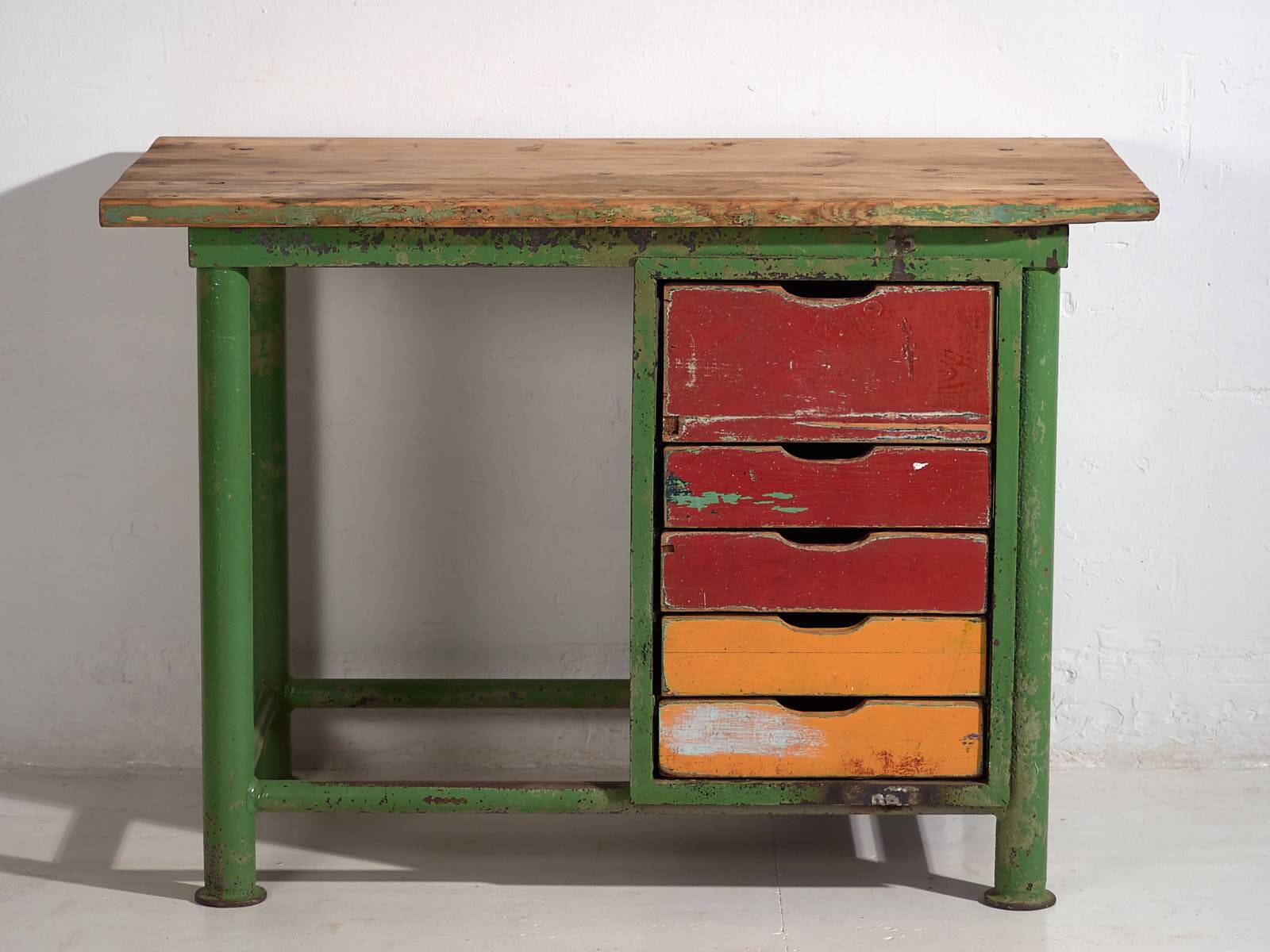 Bureau industriel vert (c.1960) #52