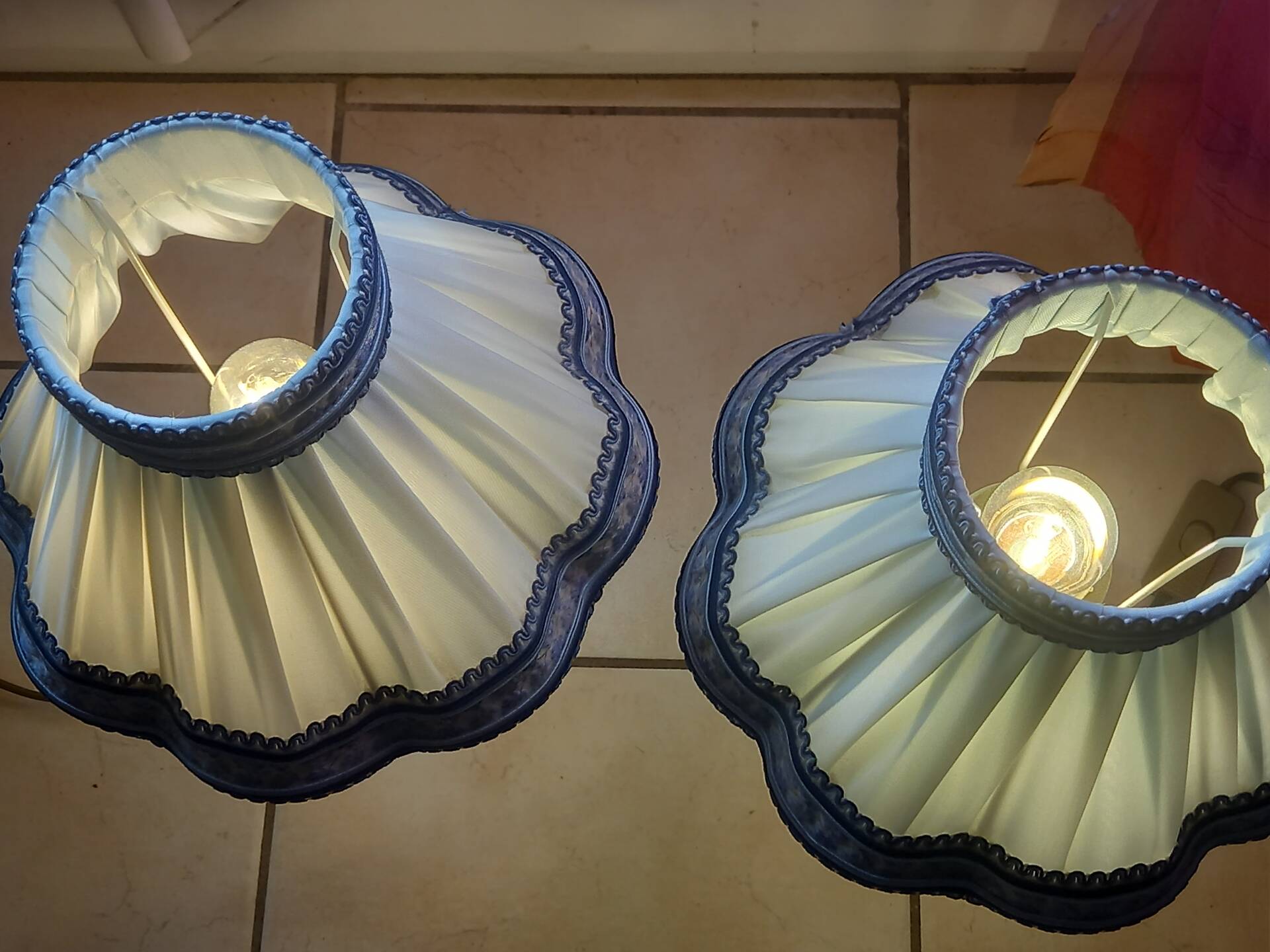 Bedside lamp