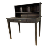 Tiered desk