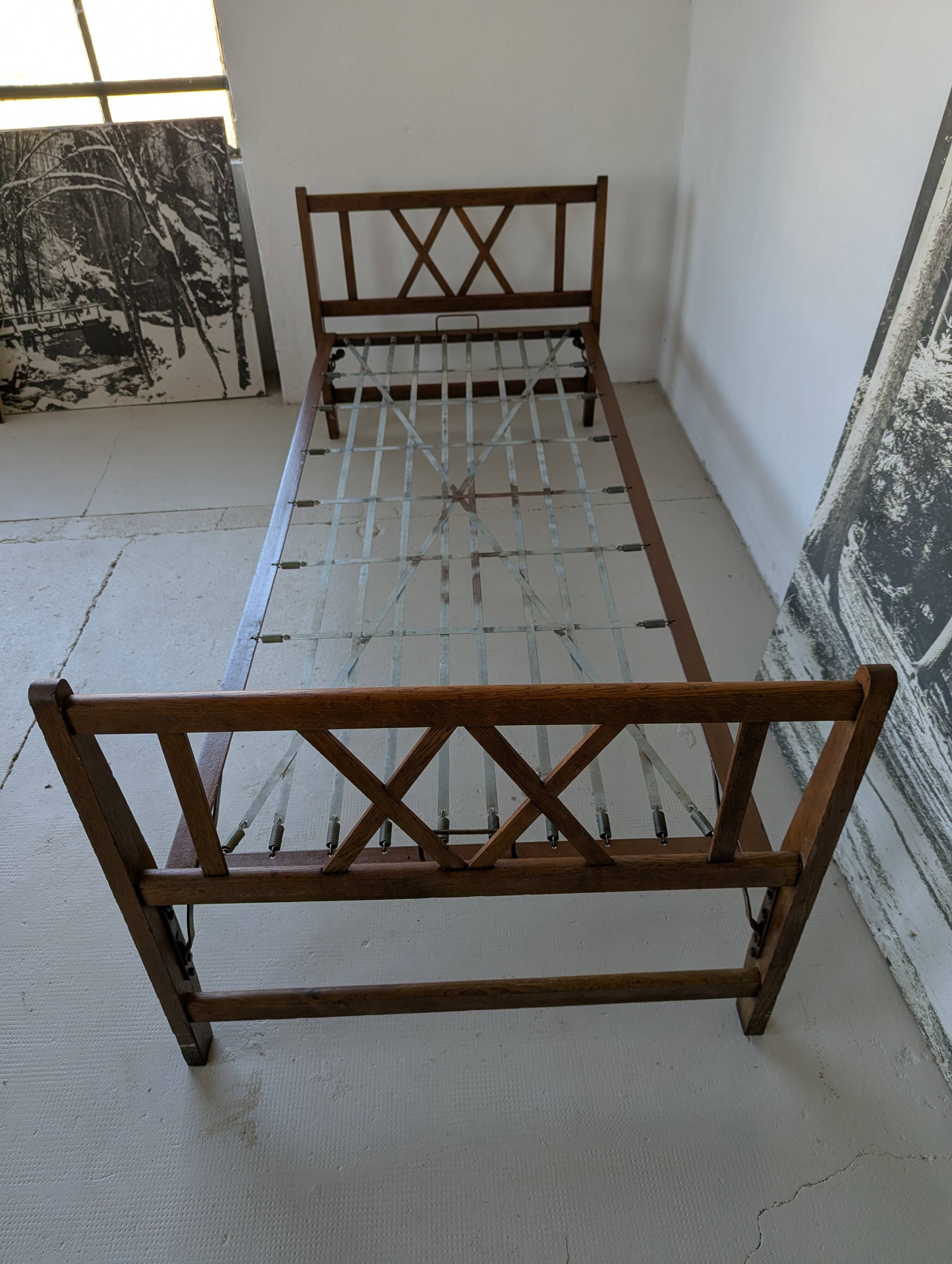 Bed, daybed, style reconstruction, in oak, 1950s.