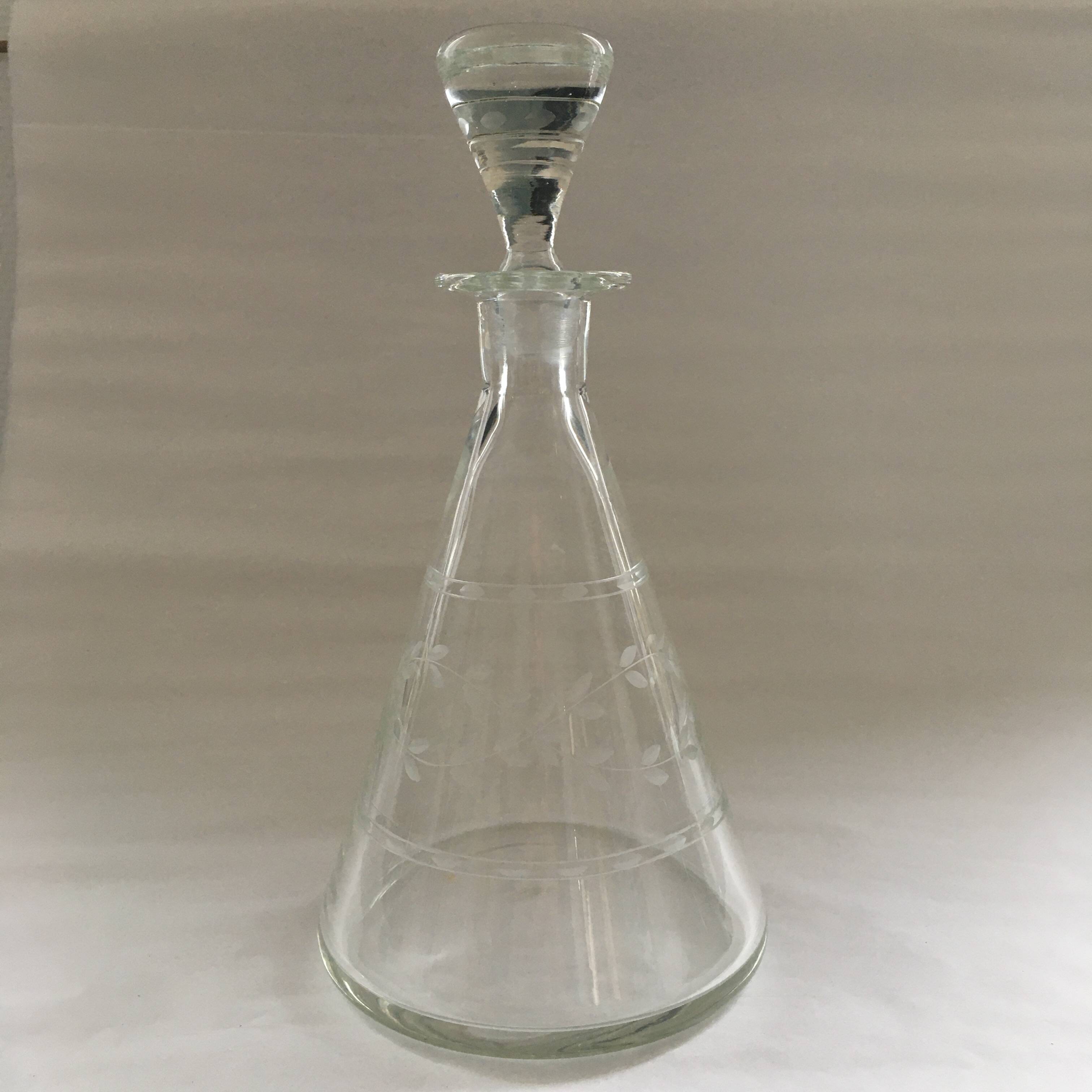 Carafe with chiseled floral decoration