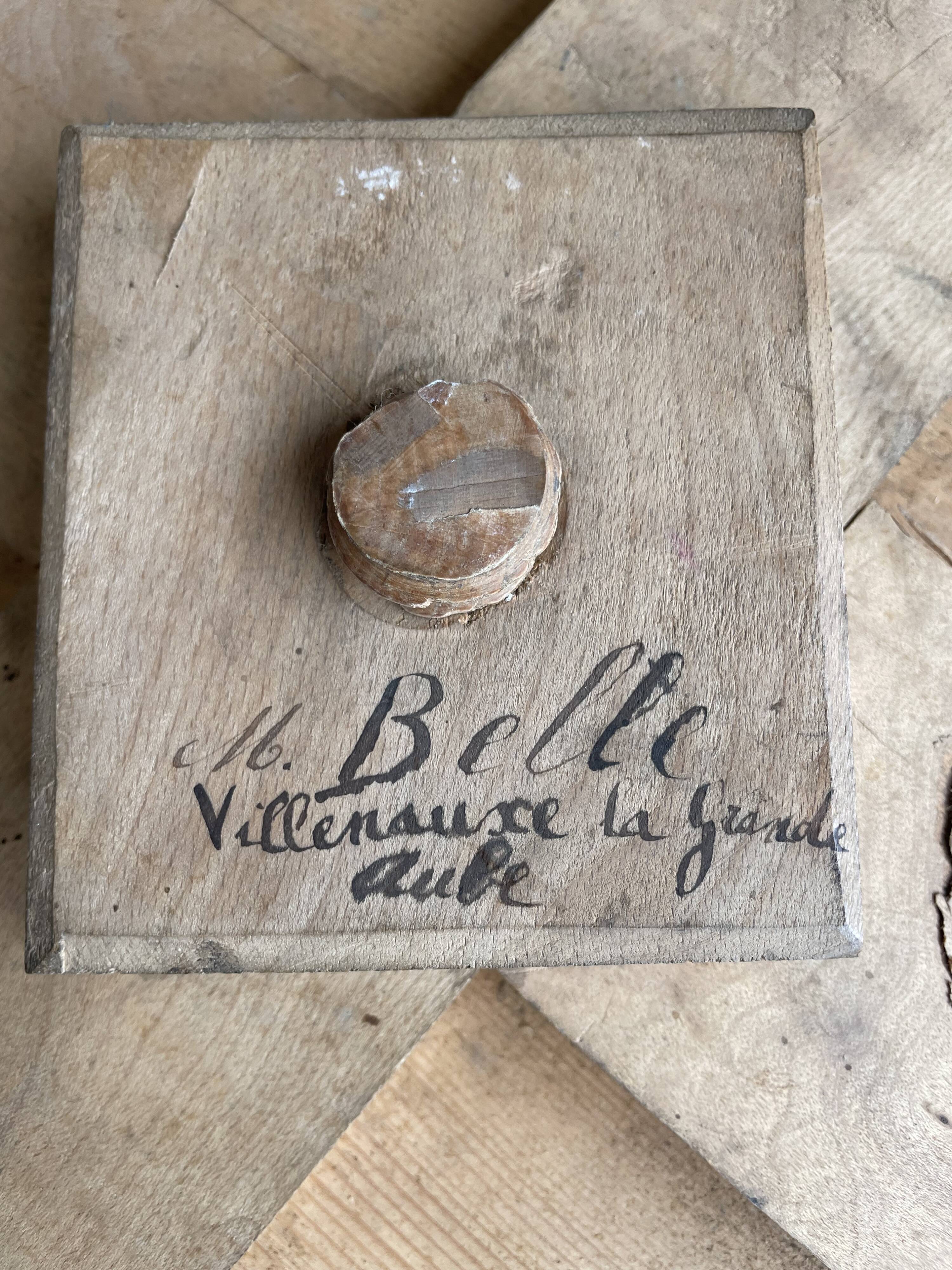 Charles x pedestal table in mahogany