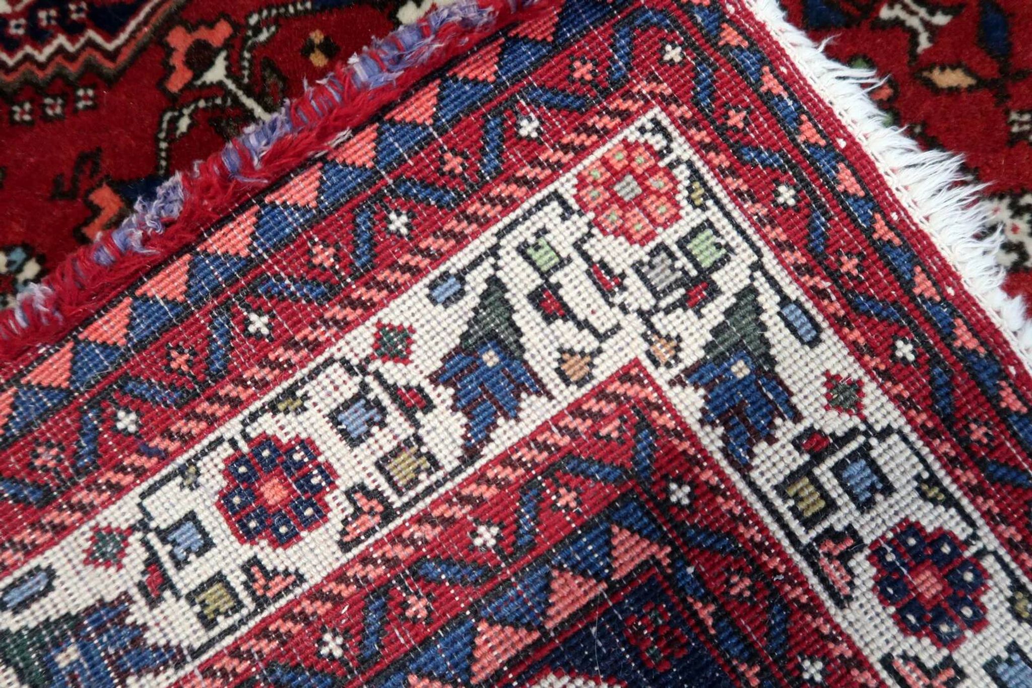 Handmade vintage Persian Malayer rug 106cm x 151cm, 1970s