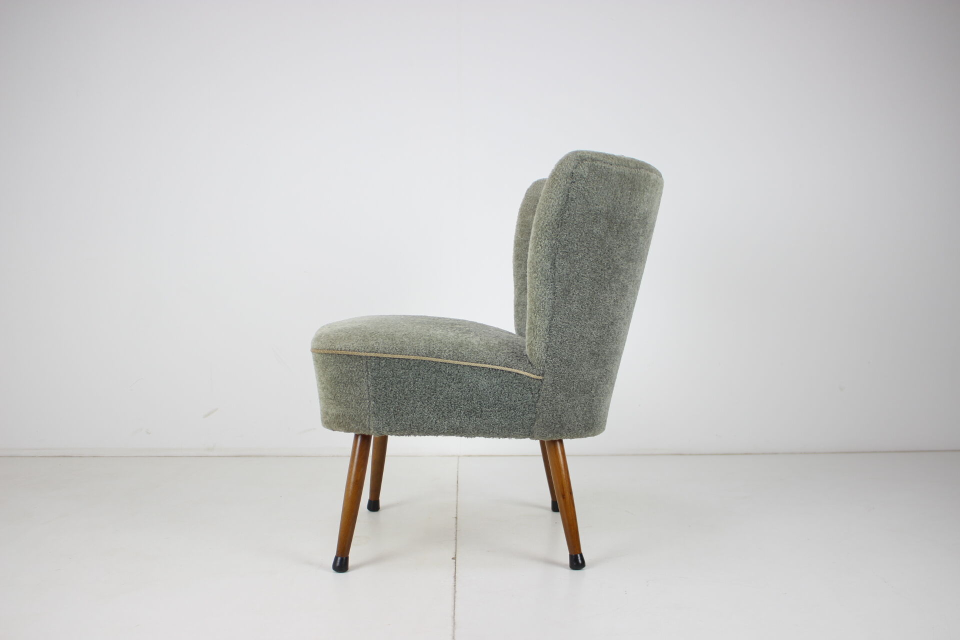 Mid-century armchair, 1960