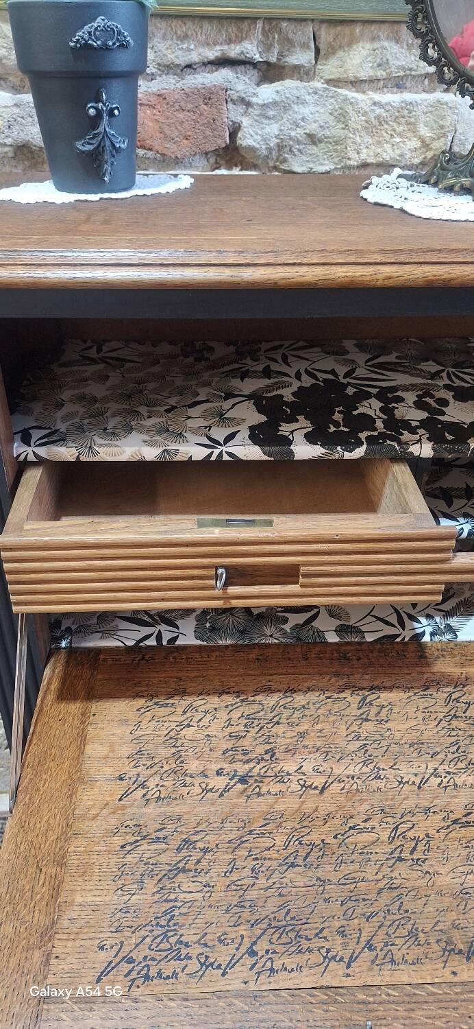 Secretaire