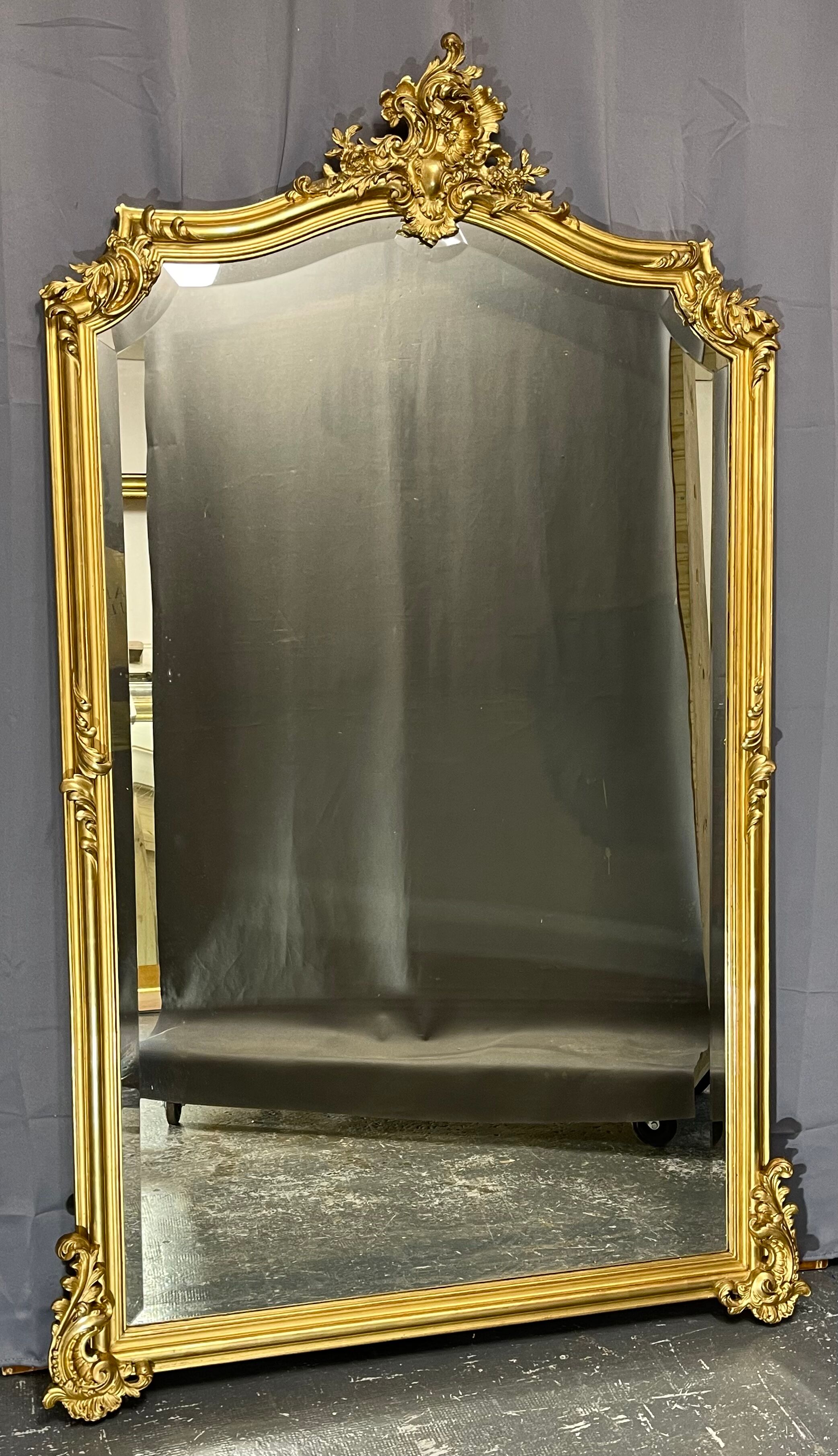Mirror 174x111 period XIXth beautiful gilding, very good condition